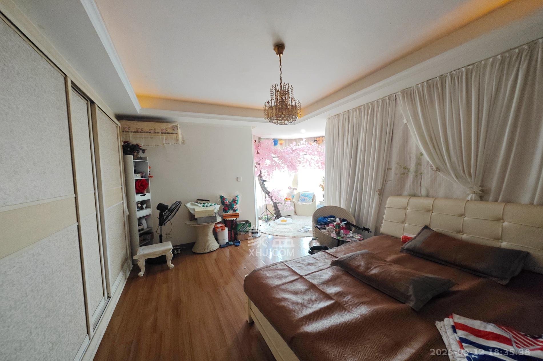 锦绣世纪 4室2厅2卫 123.0万 锦绣世纪 4室2厅2卫 123.0万卧室