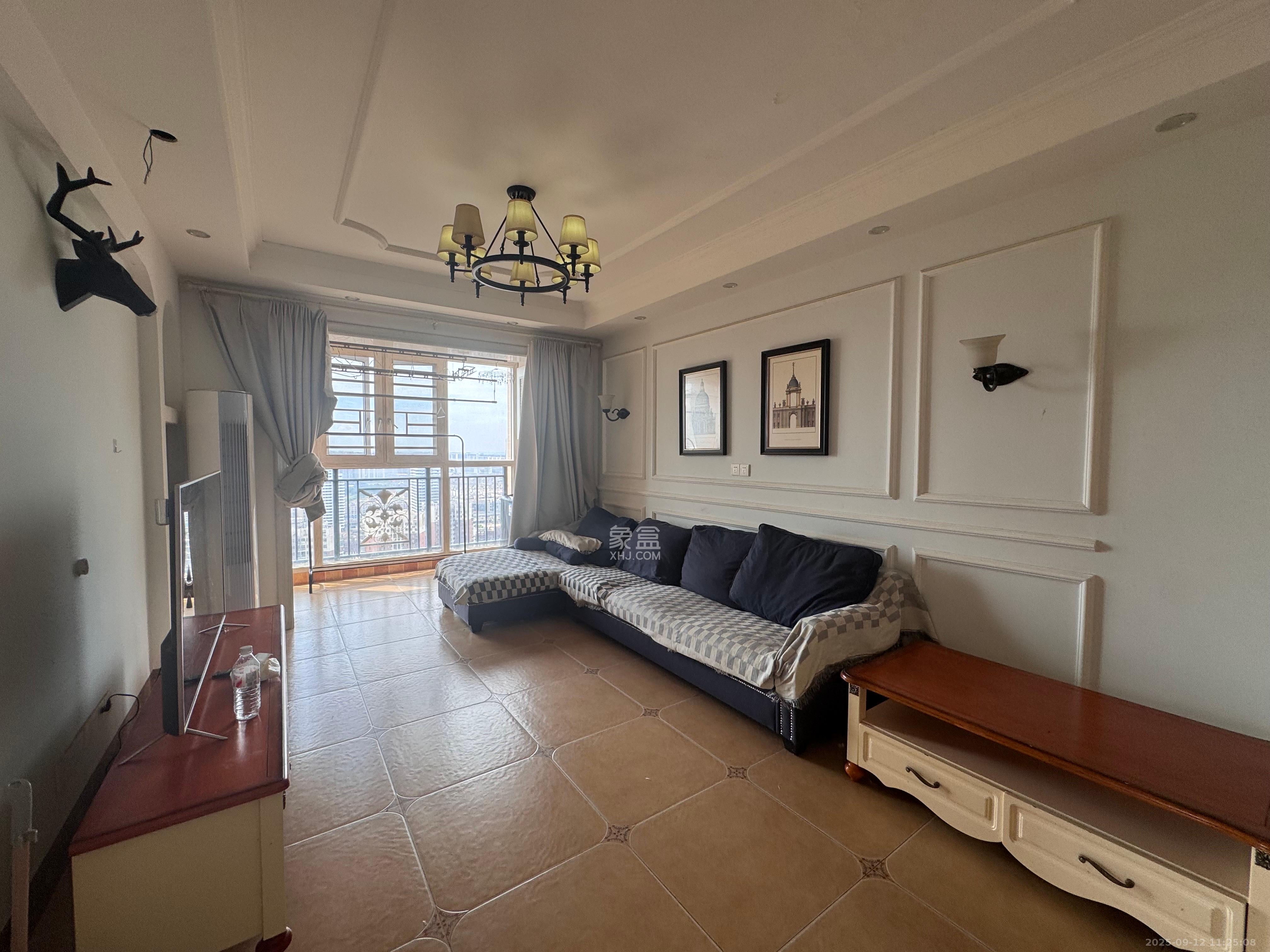 南城印象  1室2厅1卫    2500.0元/月 南城印象  1室2厅1卫    2500.0元/月