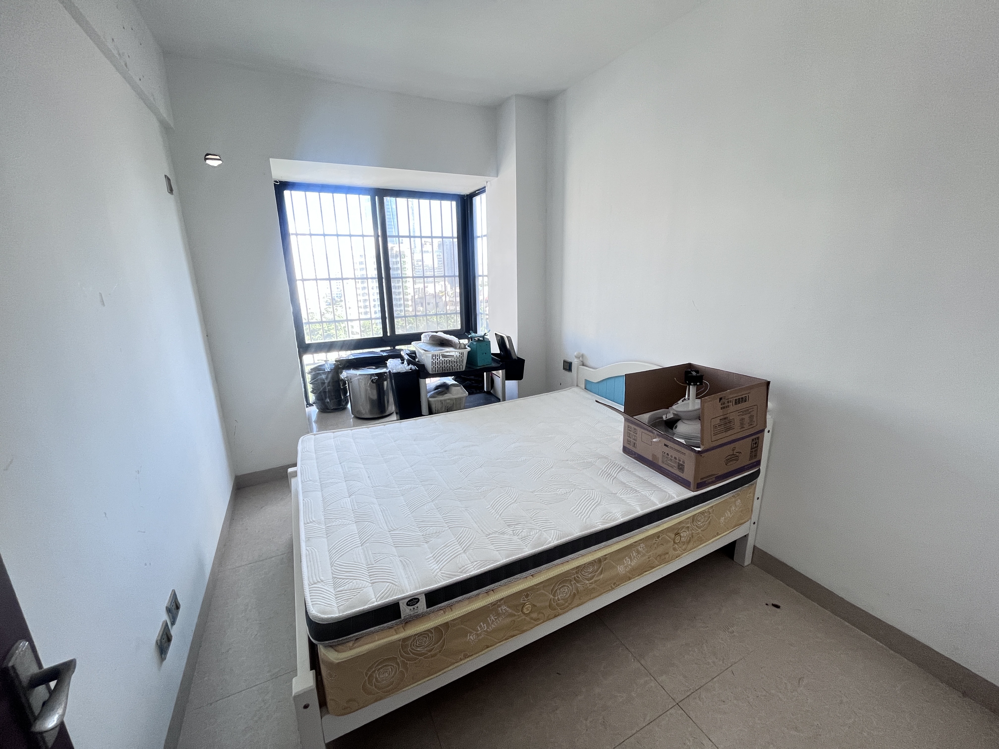 新家园  3室2厅1卫   2800.00元/月室内图