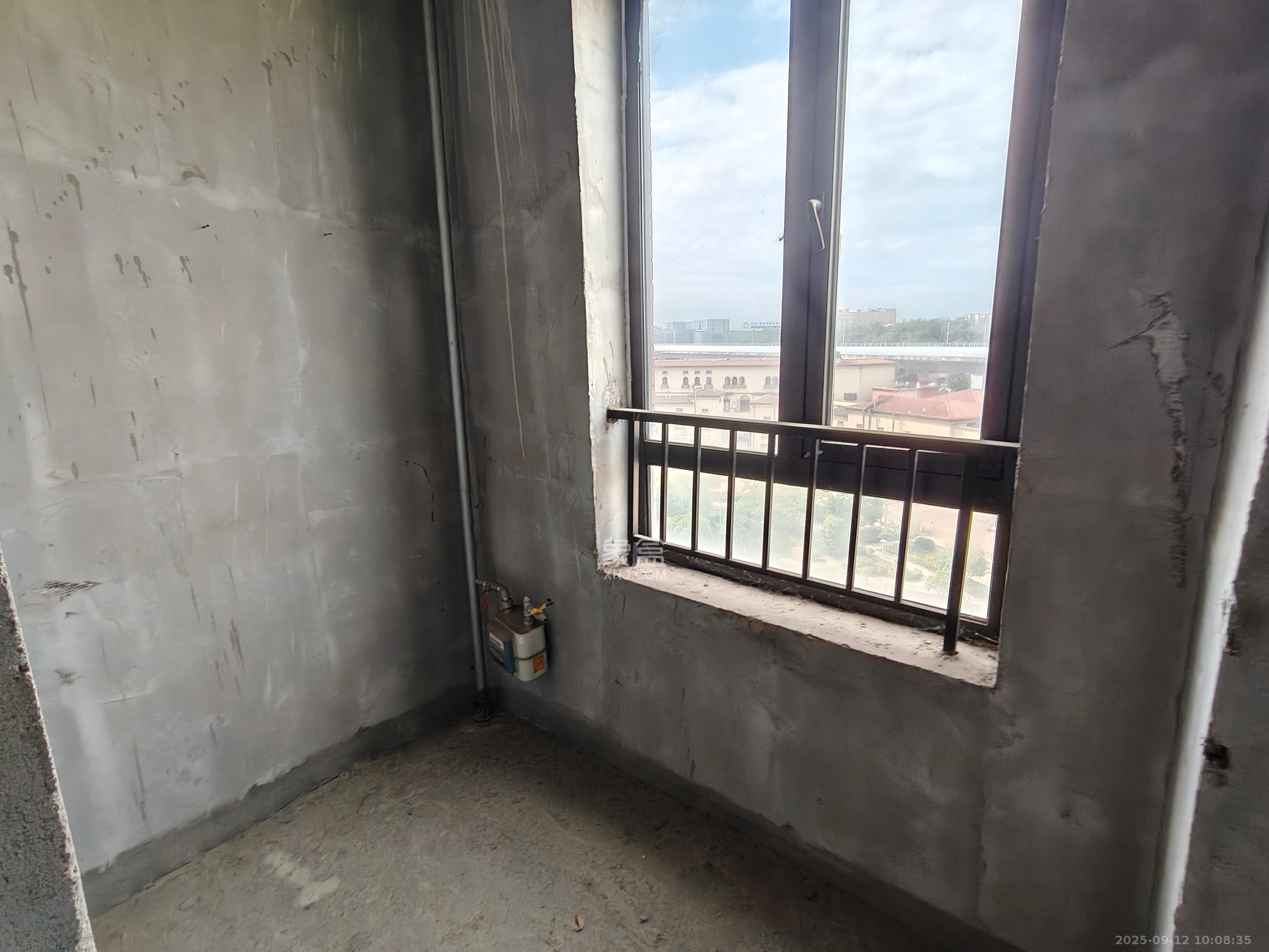 中信凯旋蓝岸(中信新城三期)  1室1厅1卫    900.0元/月 中信凯旋蓝岸(中信新城三期)  1室1厅1卫    900.0元/月室内图