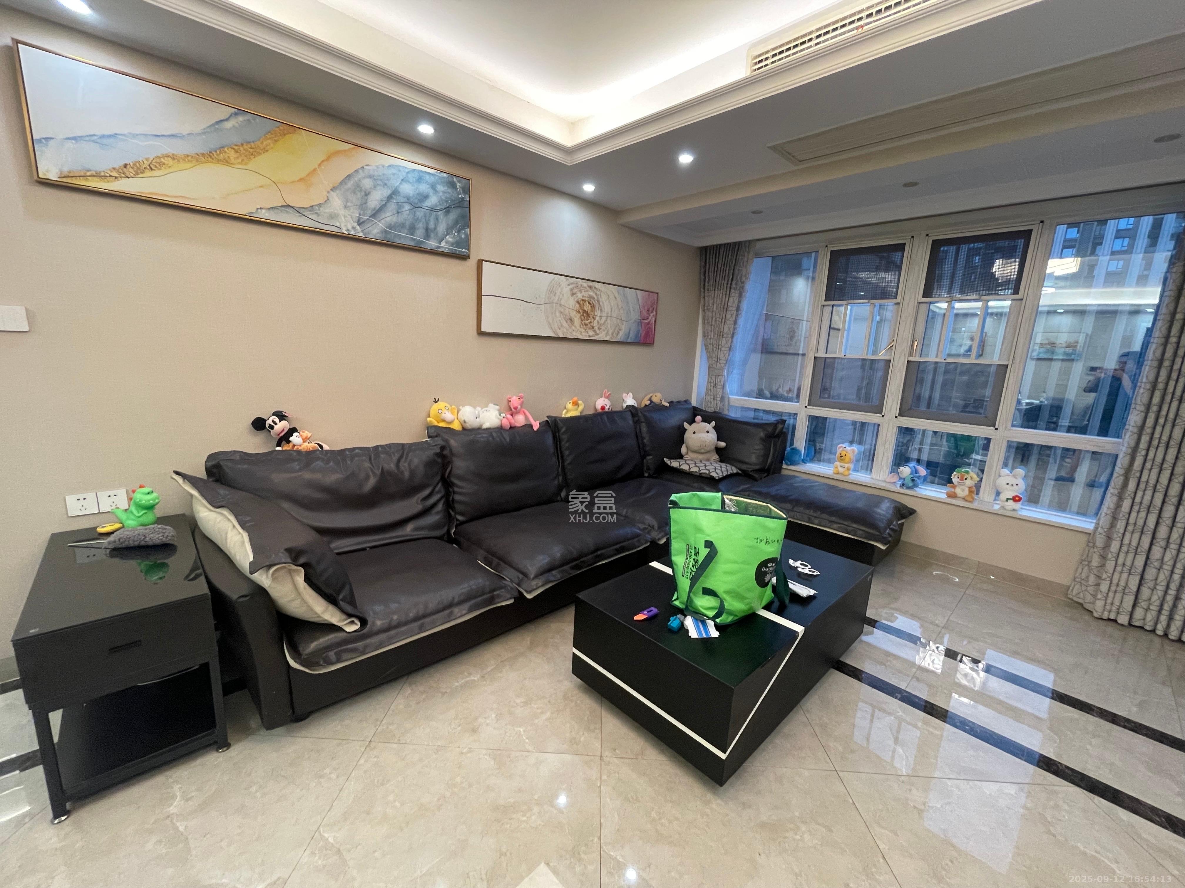 协信星澜汇 3室2厅2卫 4500.0元/月 协信星澜汇 3室2厅2卫 4500.0元/月室内图