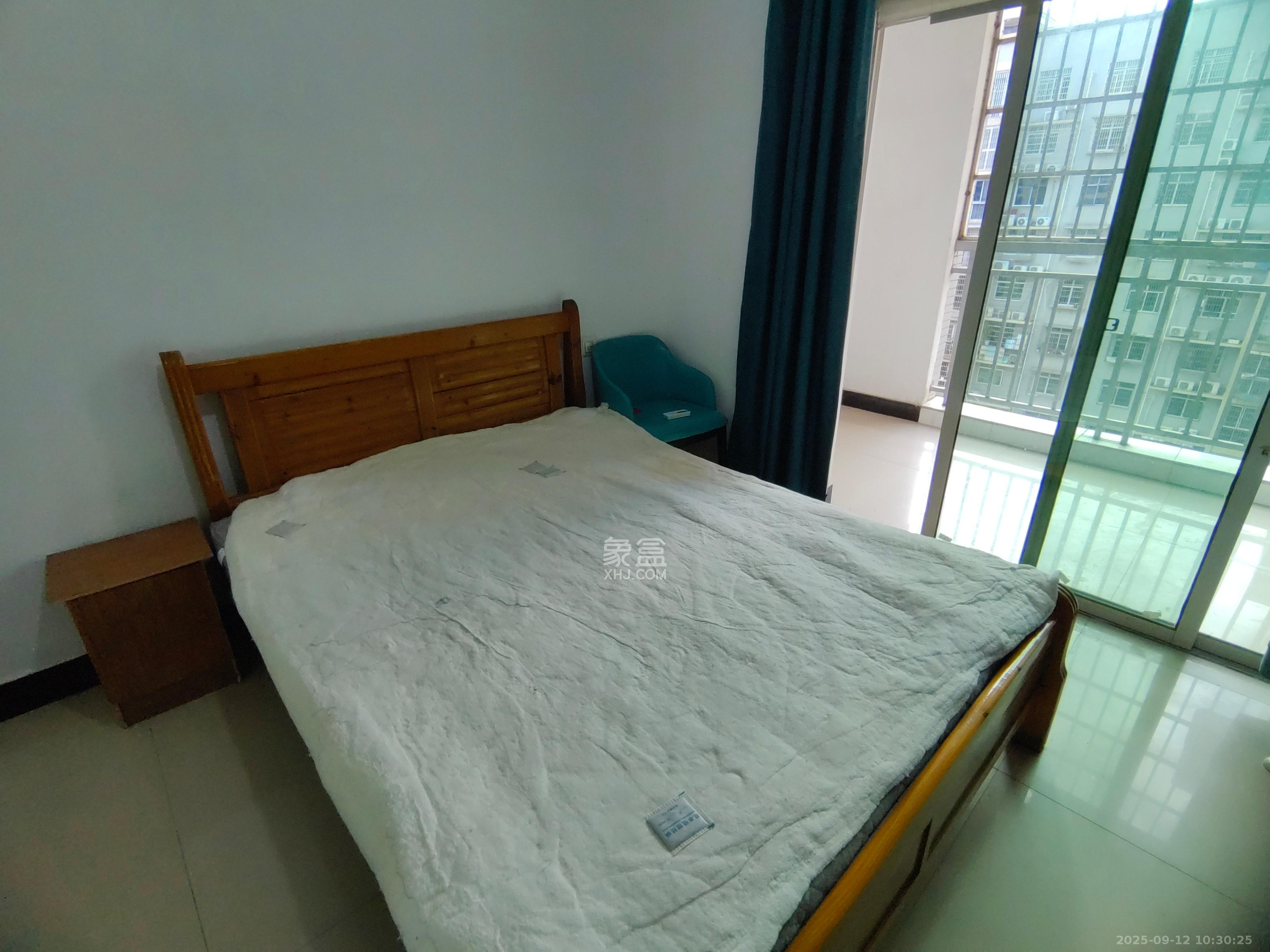 洞井二小区  3室2厅1卫    2100.0元/月室内图