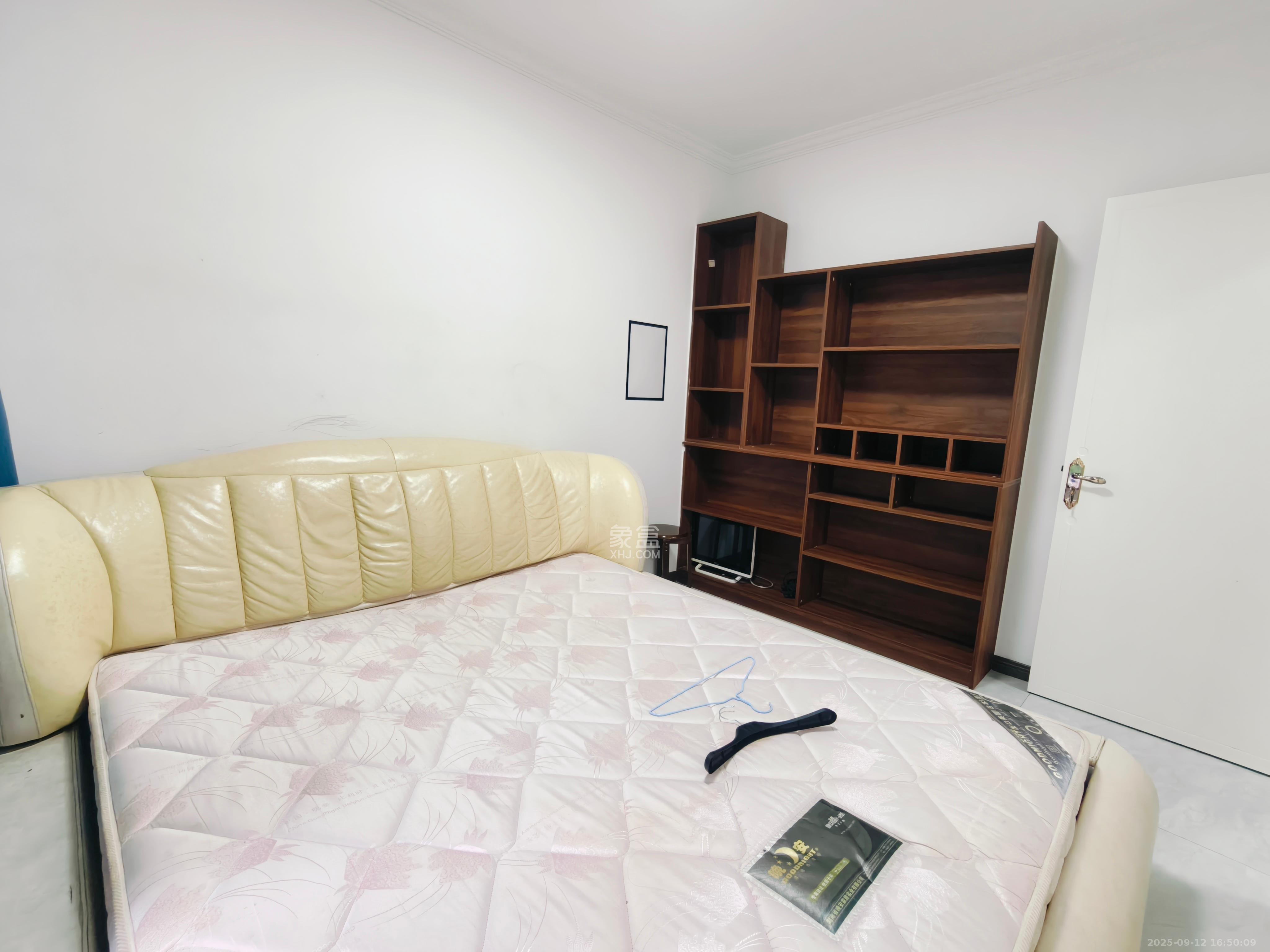 华远海蓝郡 2室1厅1卫 1600.0元/月 华远海蓝郡 2室1厅1卫 1600.0元/月室内图