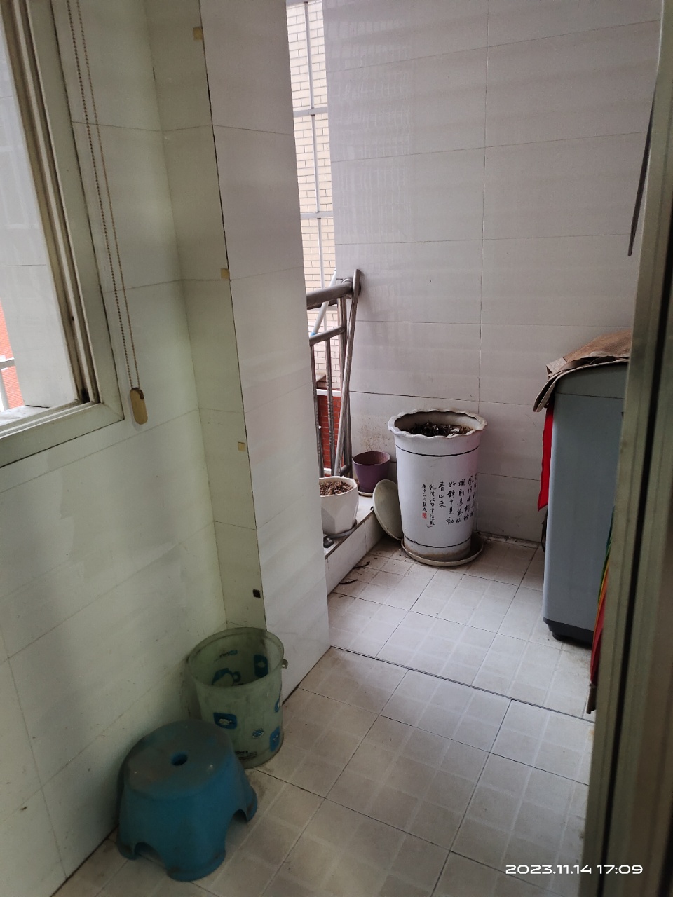 西街印象  3室2厅2卫    1800.0元/月室内图