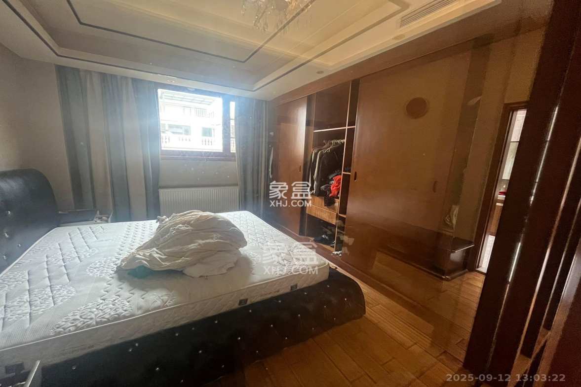 珠江郦城璞墅 5室3厅3卫 7500.0元/月 珠江郦城璞墅 5室3厅3卫 7500.0元/月室内图