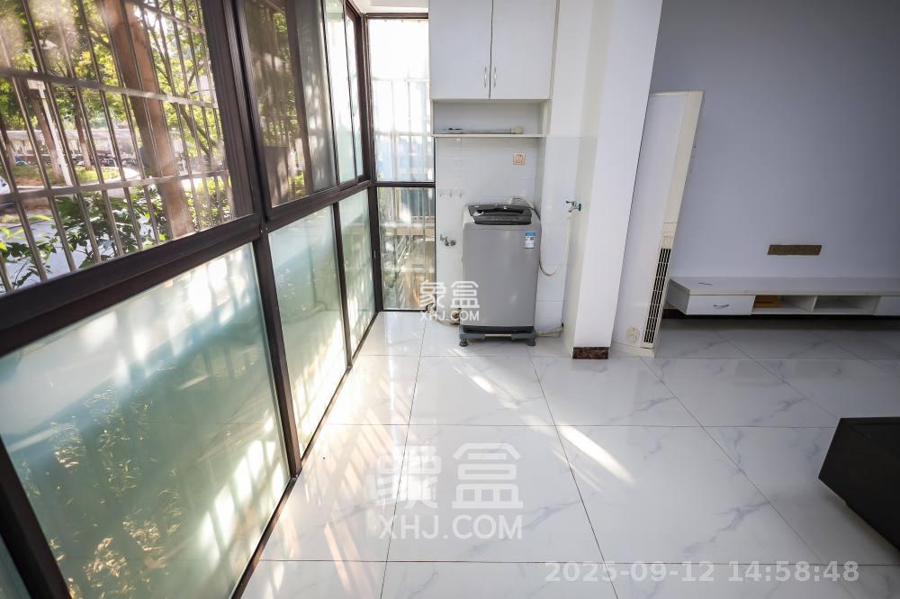 枫雅名苑  2室2厅1卫    2000.0元/月室内图