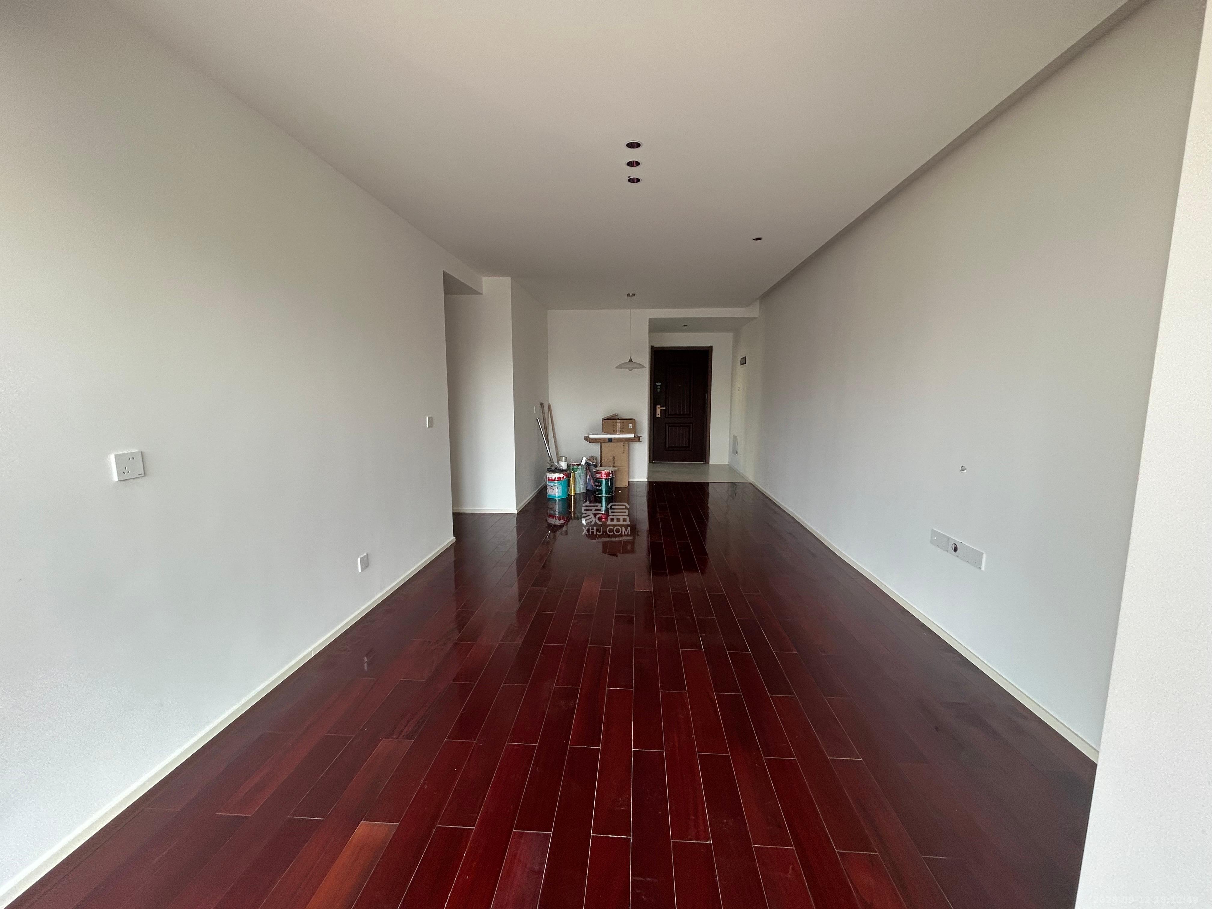 兴进珺府 3室2厅2卫 2480.0元/月 兴进珺府 3室2厅2卫 2480.0元/月室内图