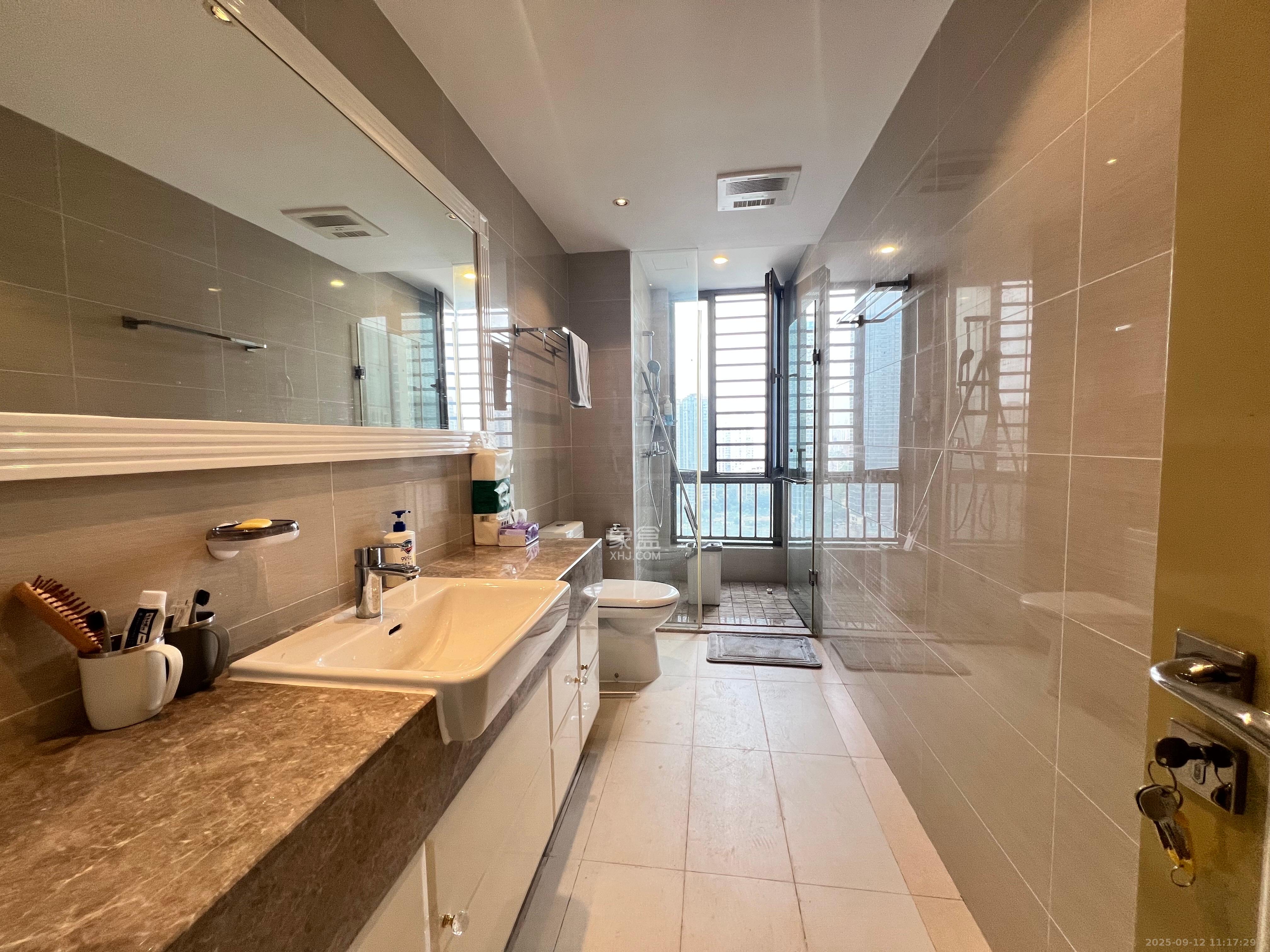 梅溪湖金茂府（金茂广场）（金茂览秀城）  5室2厅4卫    19000.0元/月室内图