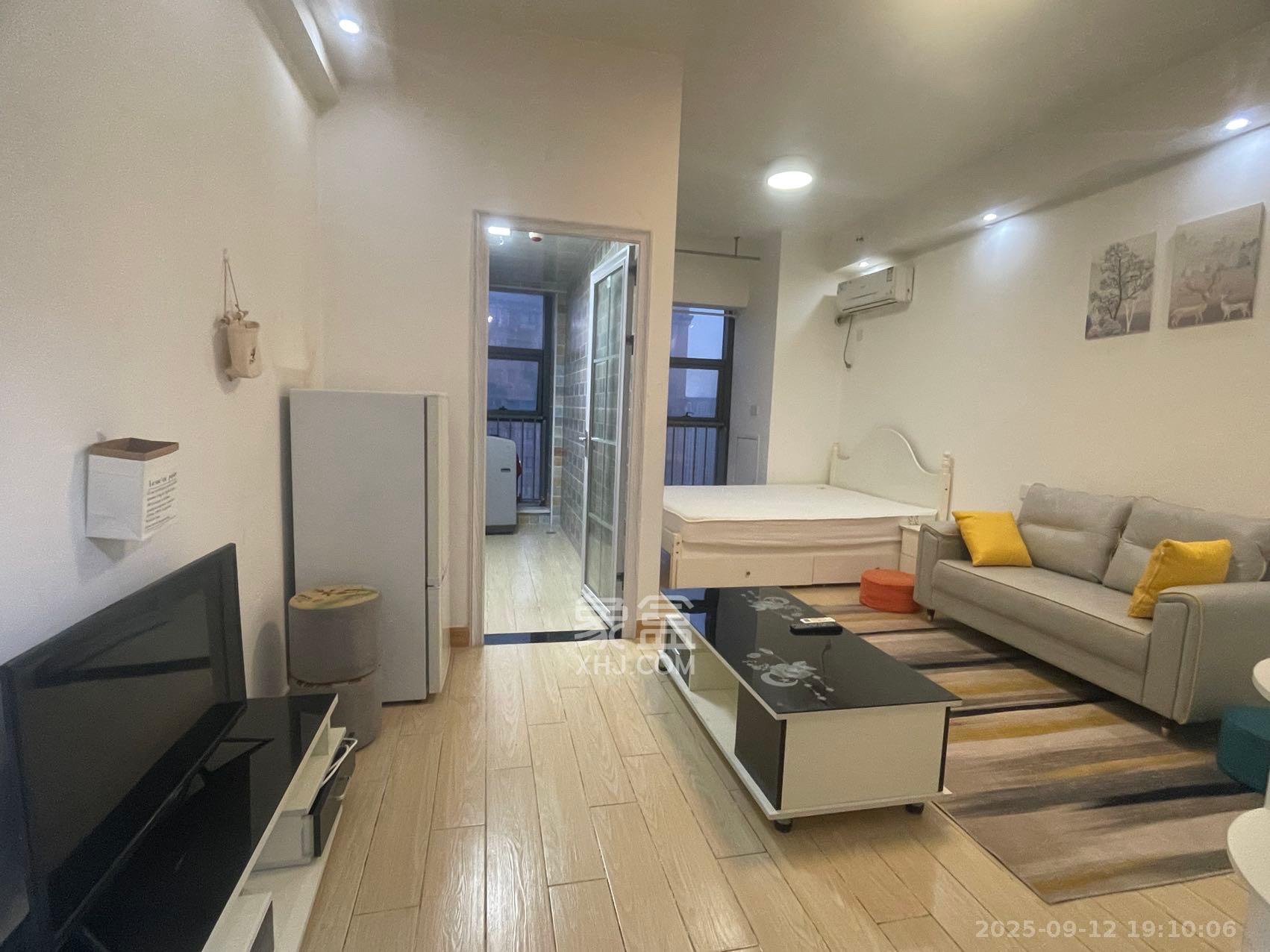 第六都（陆都小区）  1室1厅1卫    1650.0元/月室内图