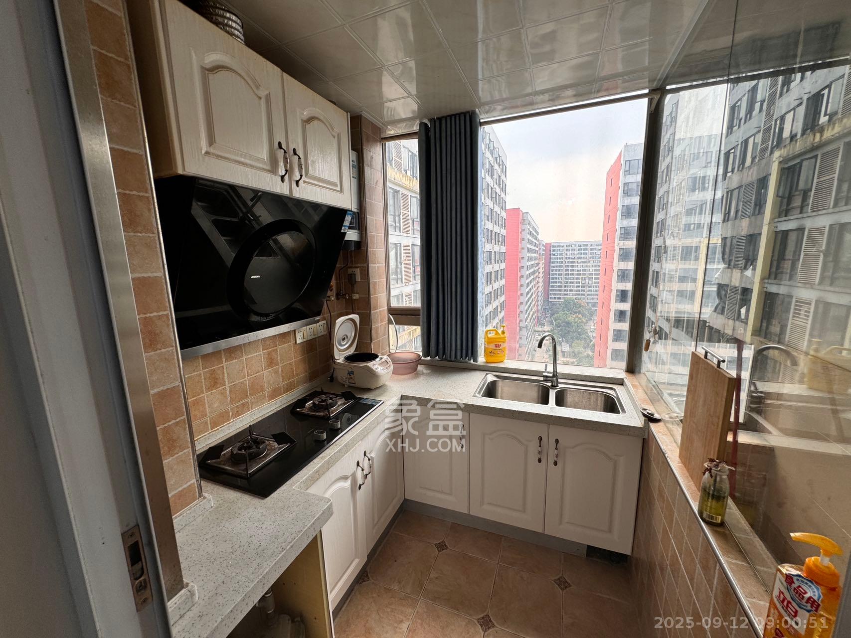 怡海星城  1室1厅1卫    900.0元/月 怡海星城  1室1厅1卫    900.0元/月室内图