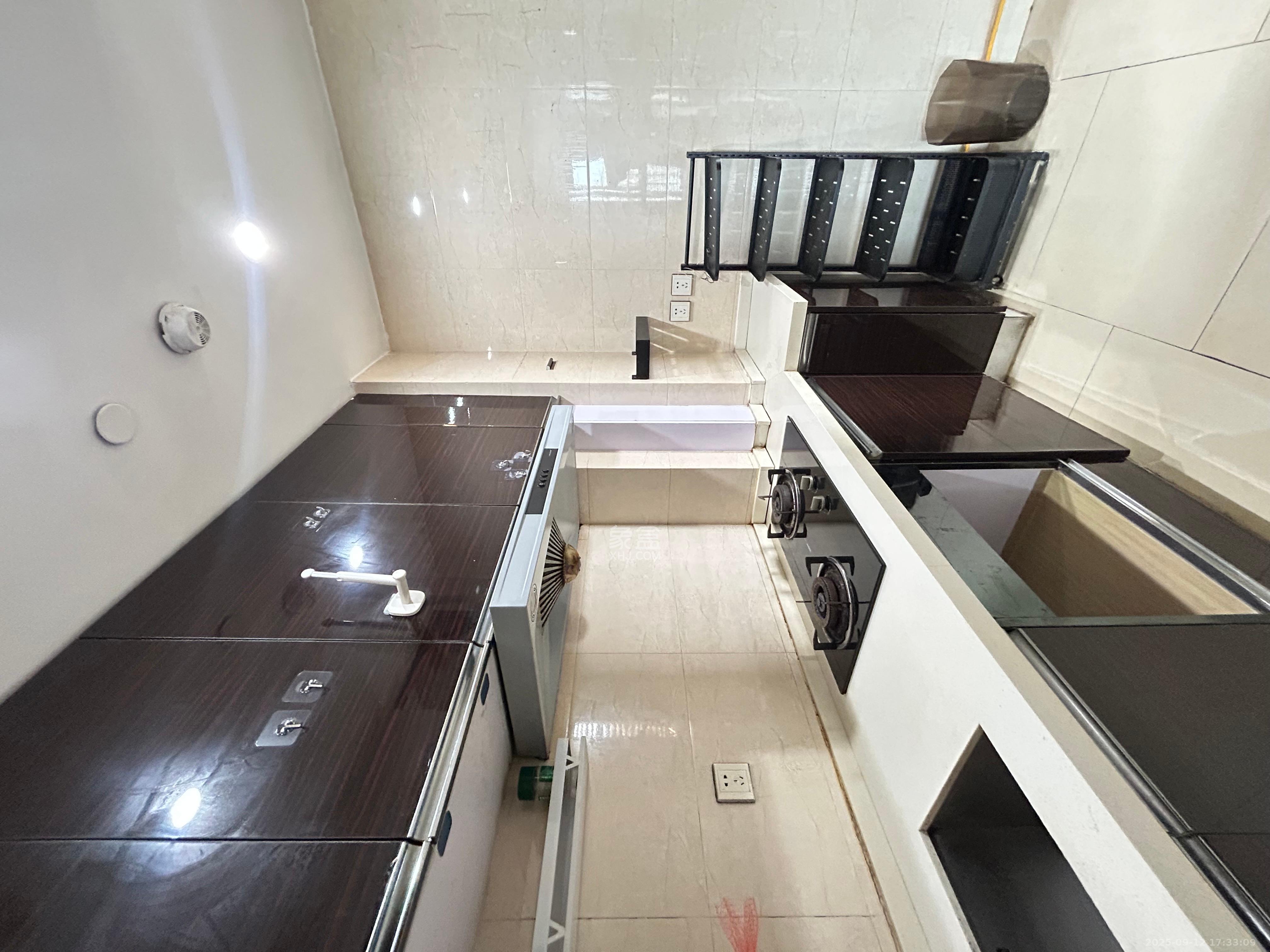 德思勤城市广场（宝格丽公寓）  1室0厅0卫    3000.0元/月室内图