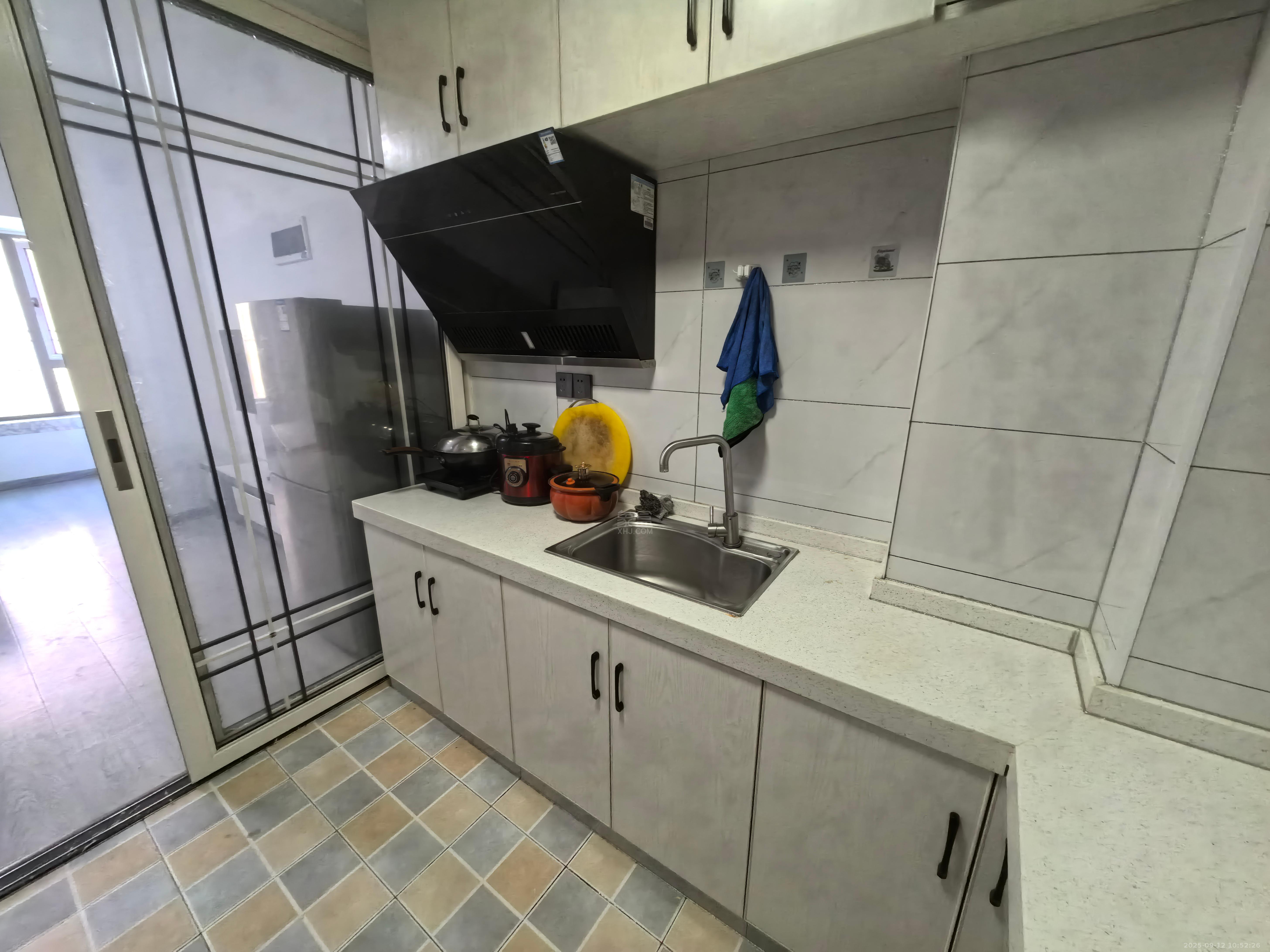 凯风珑城 1室1厅1卫 1000.0元/月 凯风珑城 1室1厅1卫 1000.0元/月室内图