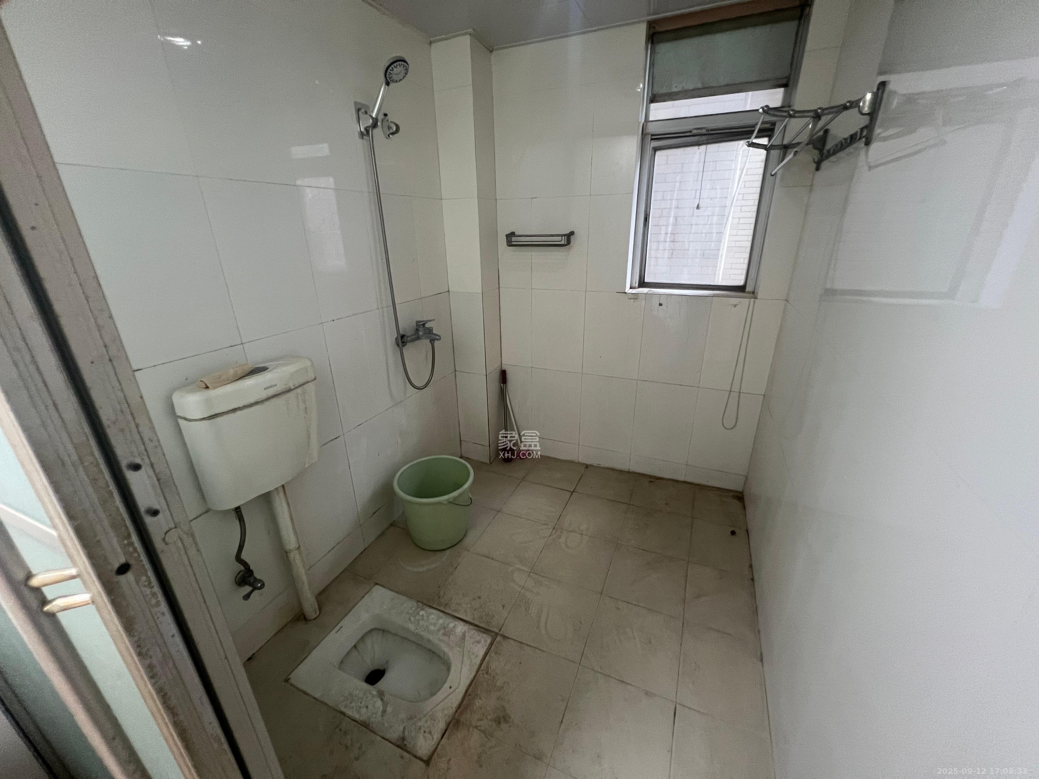 香海西岸 3室2厅2卫 2800.0元/月 香海西岸 3室2厅2卫 2800.0元/月室内图