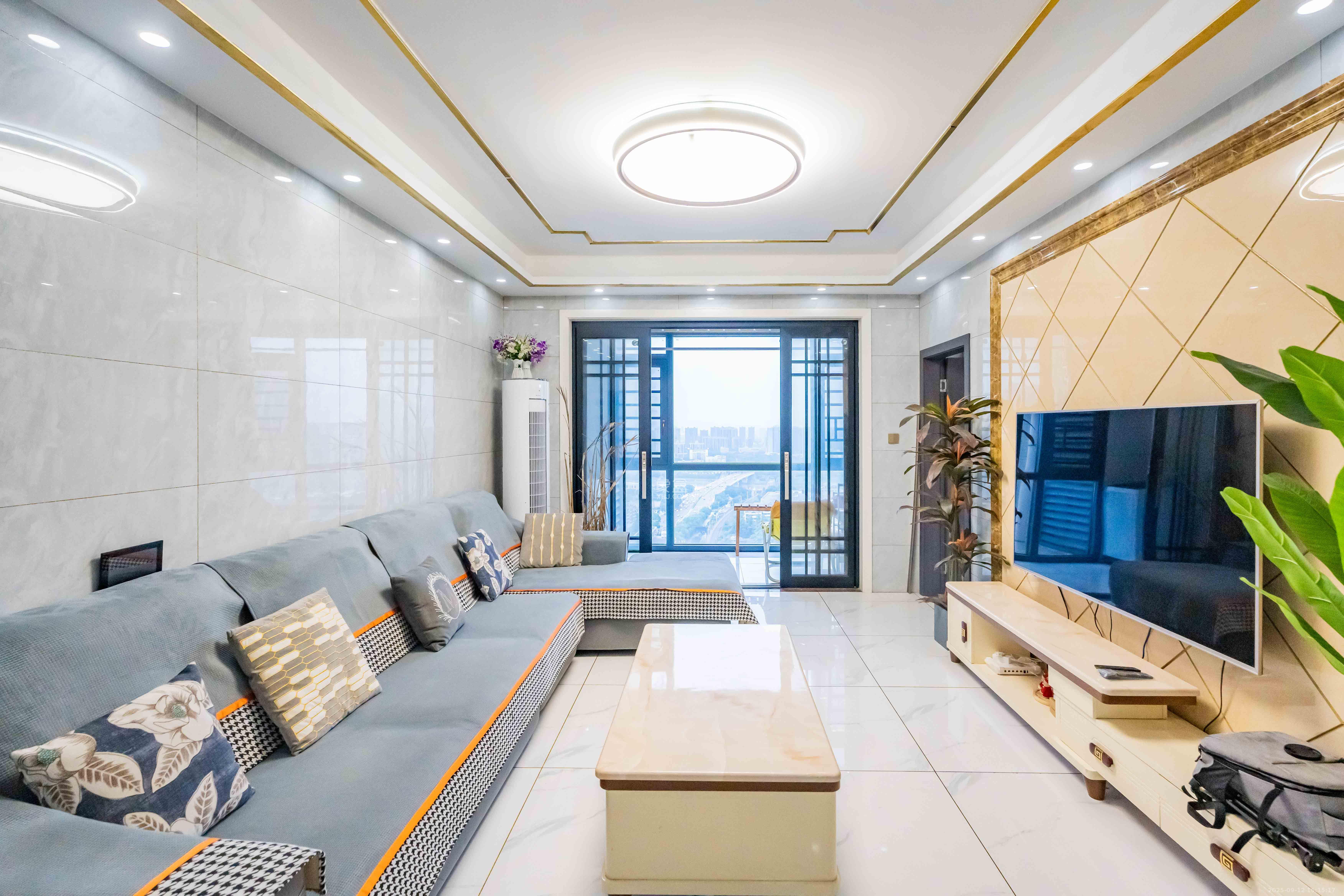 里约荟 3室2厅2卫 3800.0元/月 里约荟 3室2厅2卫 3800.0元/月室内图