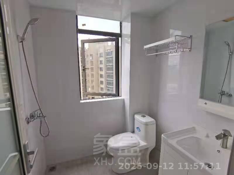 经世龙城 3室2厅2卫 1600.0元/月 经世龙城 3室2厅2卫 1600.0元/月室内图