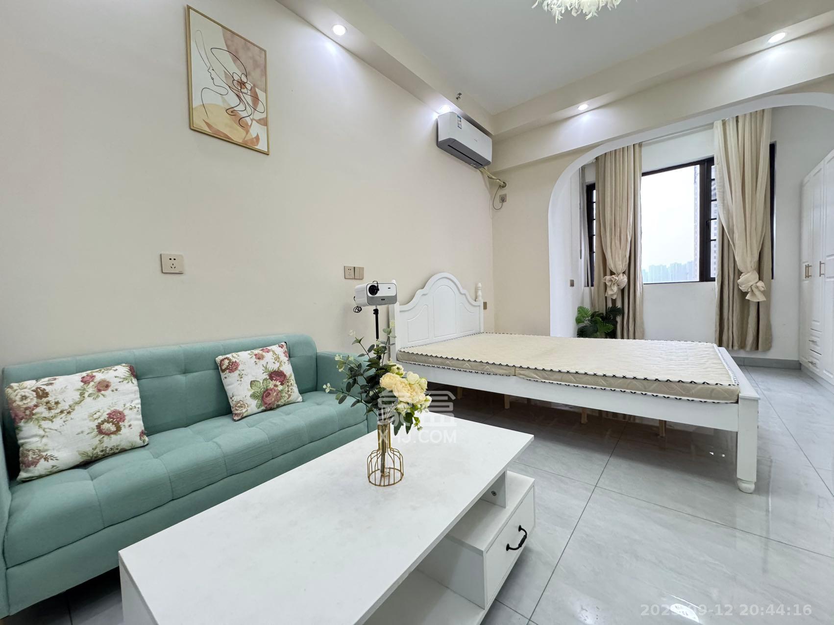 五江天街天寓  1室1厅1卫    1500.0元/月室内图