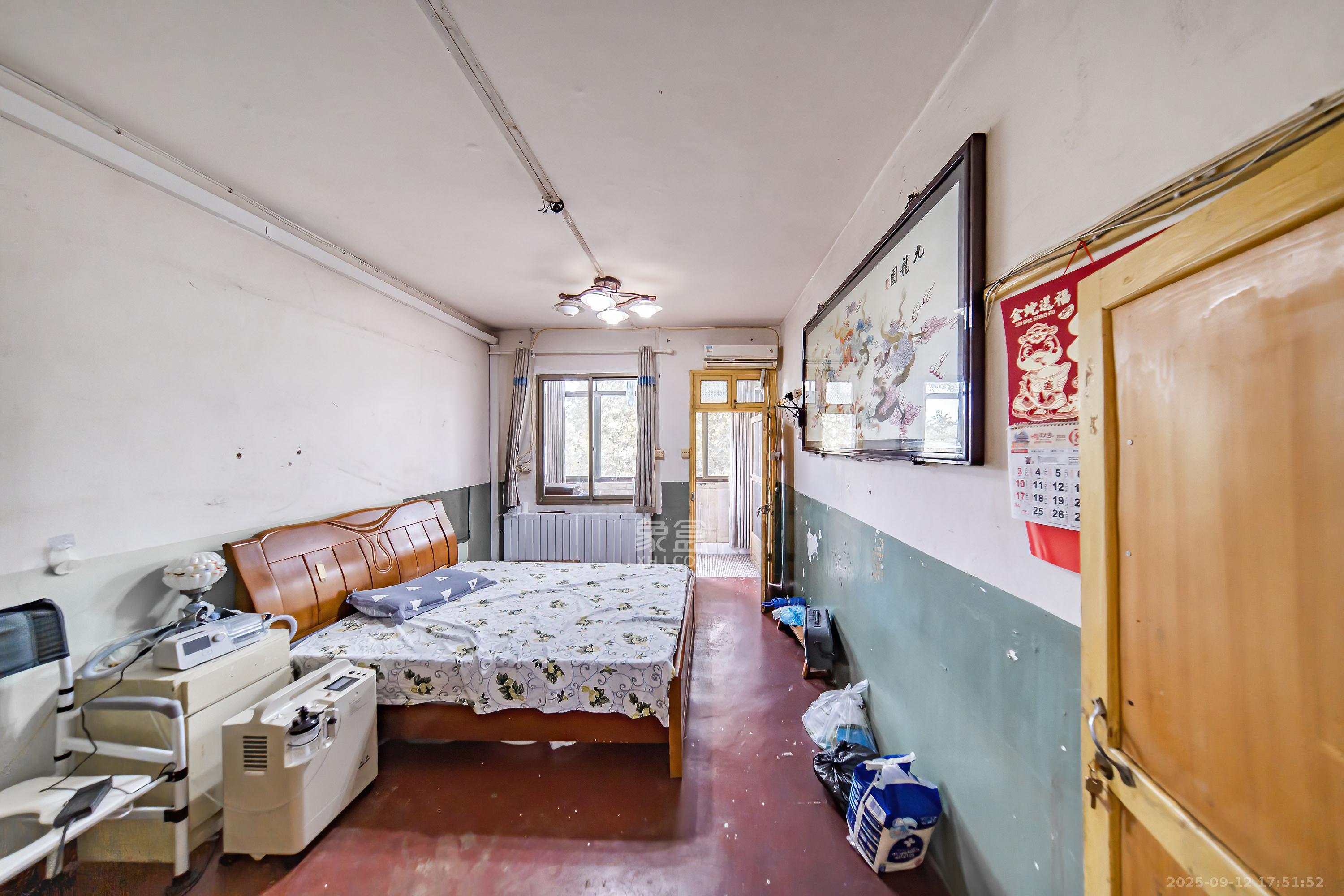 湖南大学红叶楼 3室1厅1卫 77.0万 湖南大学红叶楼 3室1厅1卫 77.0万卧室