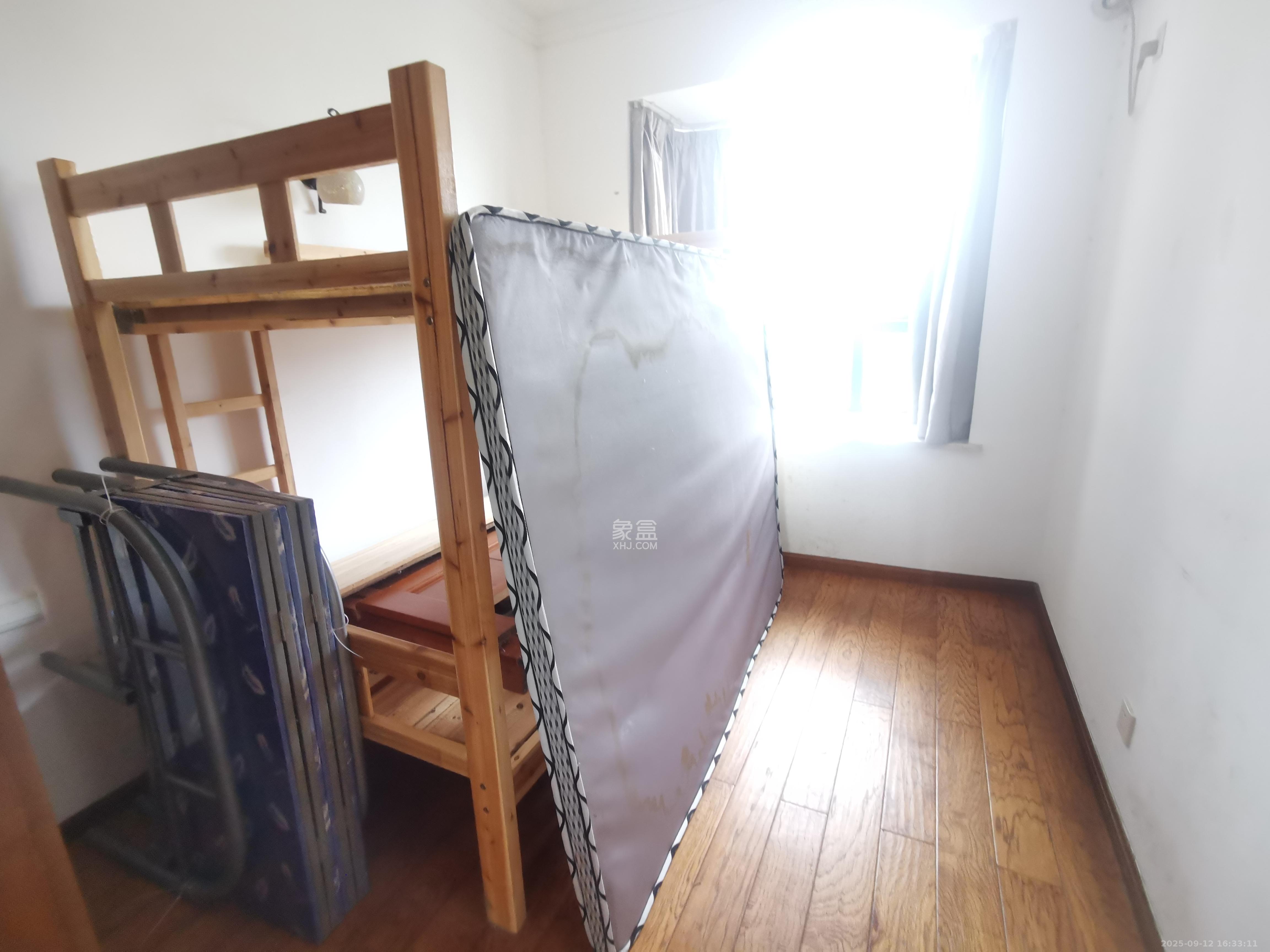 西城龙庭 4室2厅2卫 3000.0元/月 西城龙庭 4室2厅2卫 3000.0元/月室内图