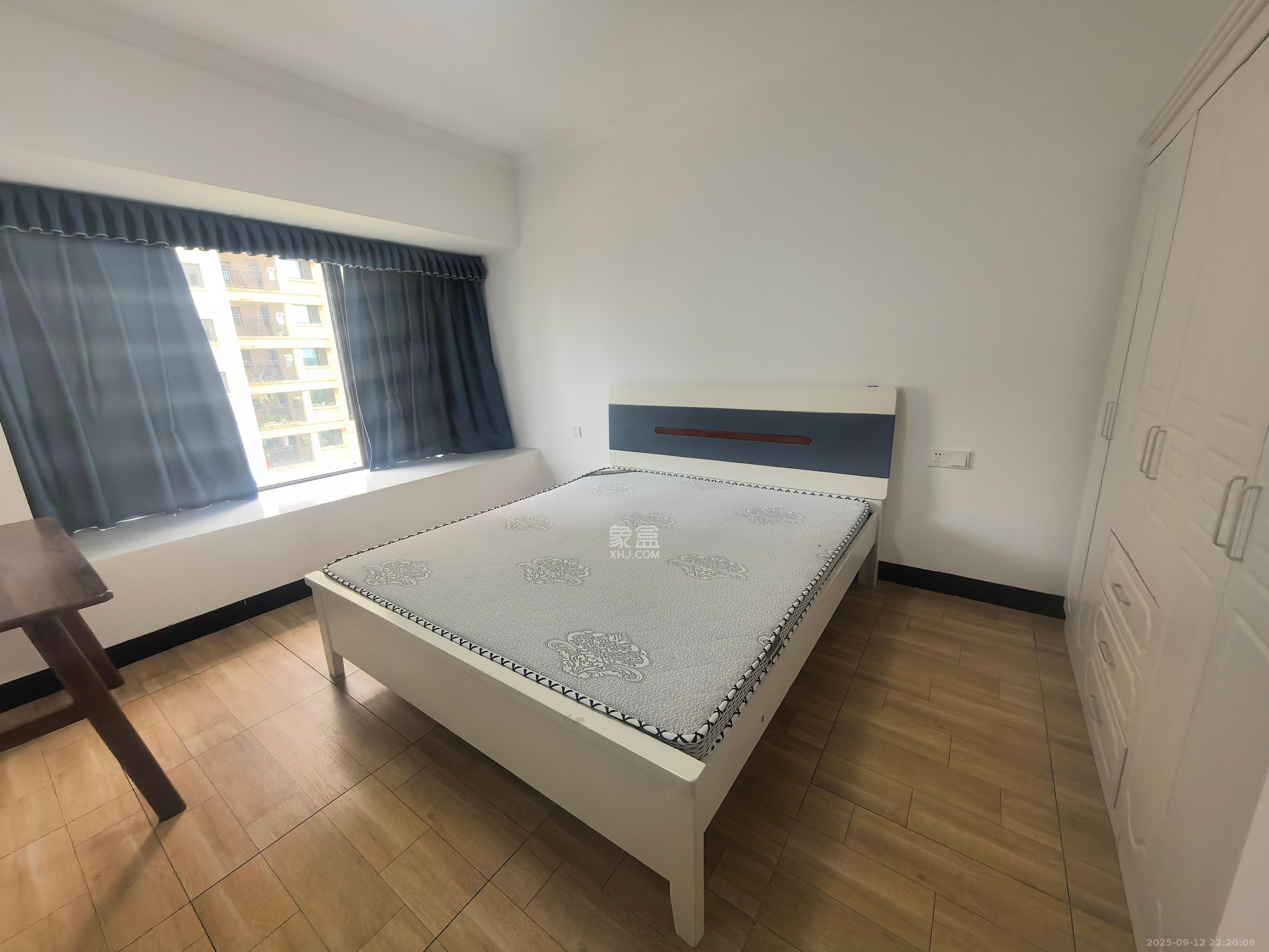 中梁星都荟  3室2厅1卫    2000.0元/月室内图