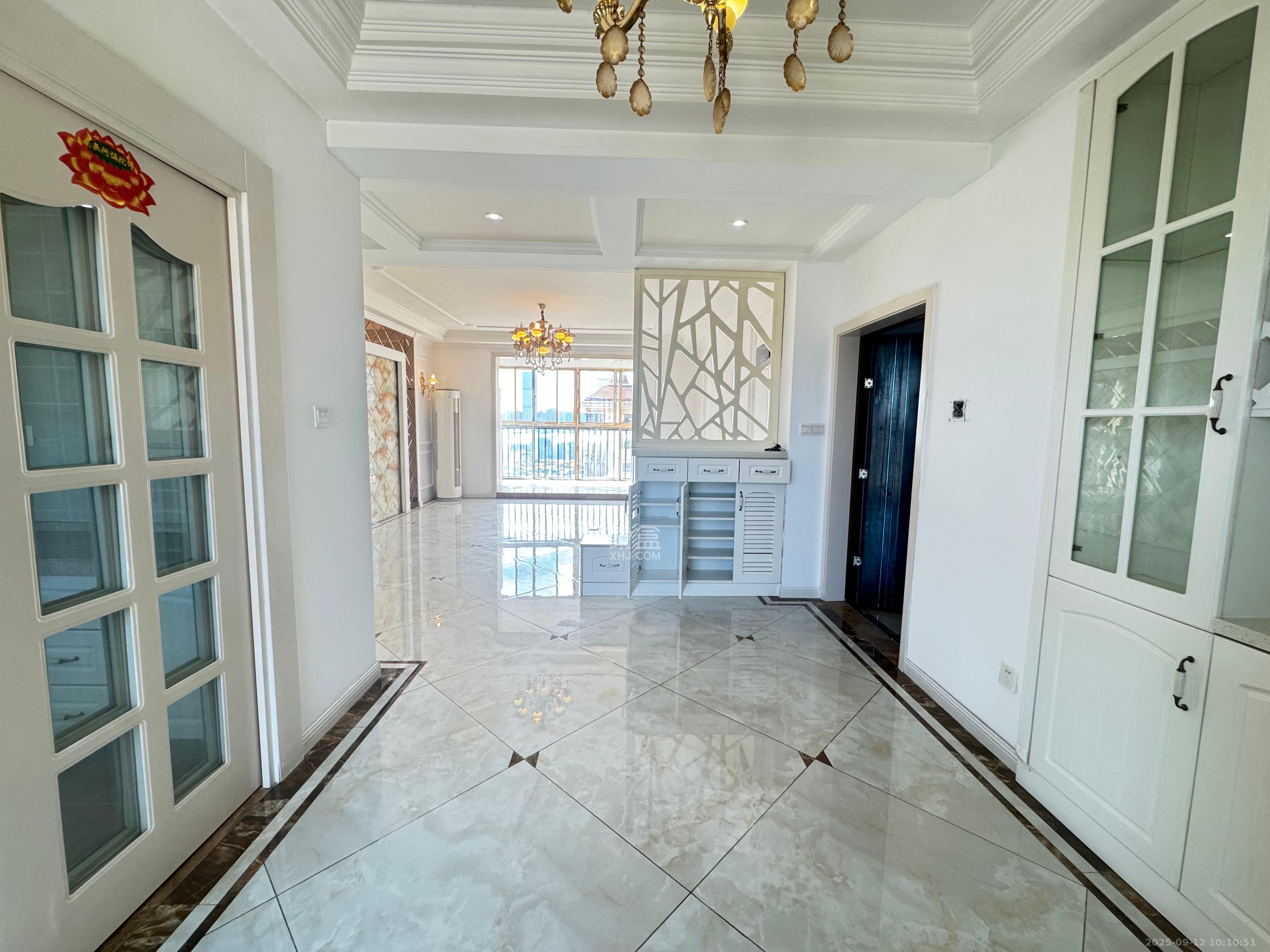 世嘉国际华城  4室2厅1卫    3800.0元/月 世嘉国际华城  4室2厅1卫    3800.0元/月室内图