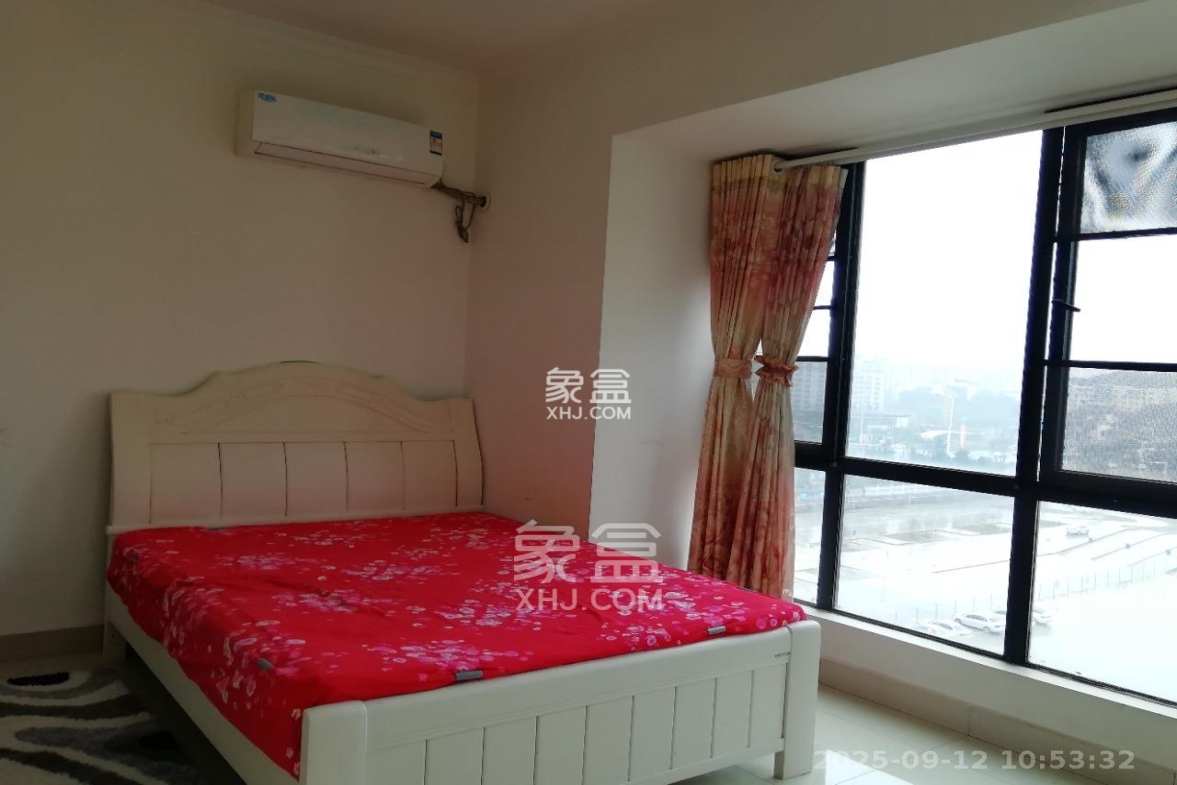 中建芙蓉工社 1室1厅1卫 1700.00元/月 中建芙蓉工社 1室1厅1卫 1700.00元/月室内图