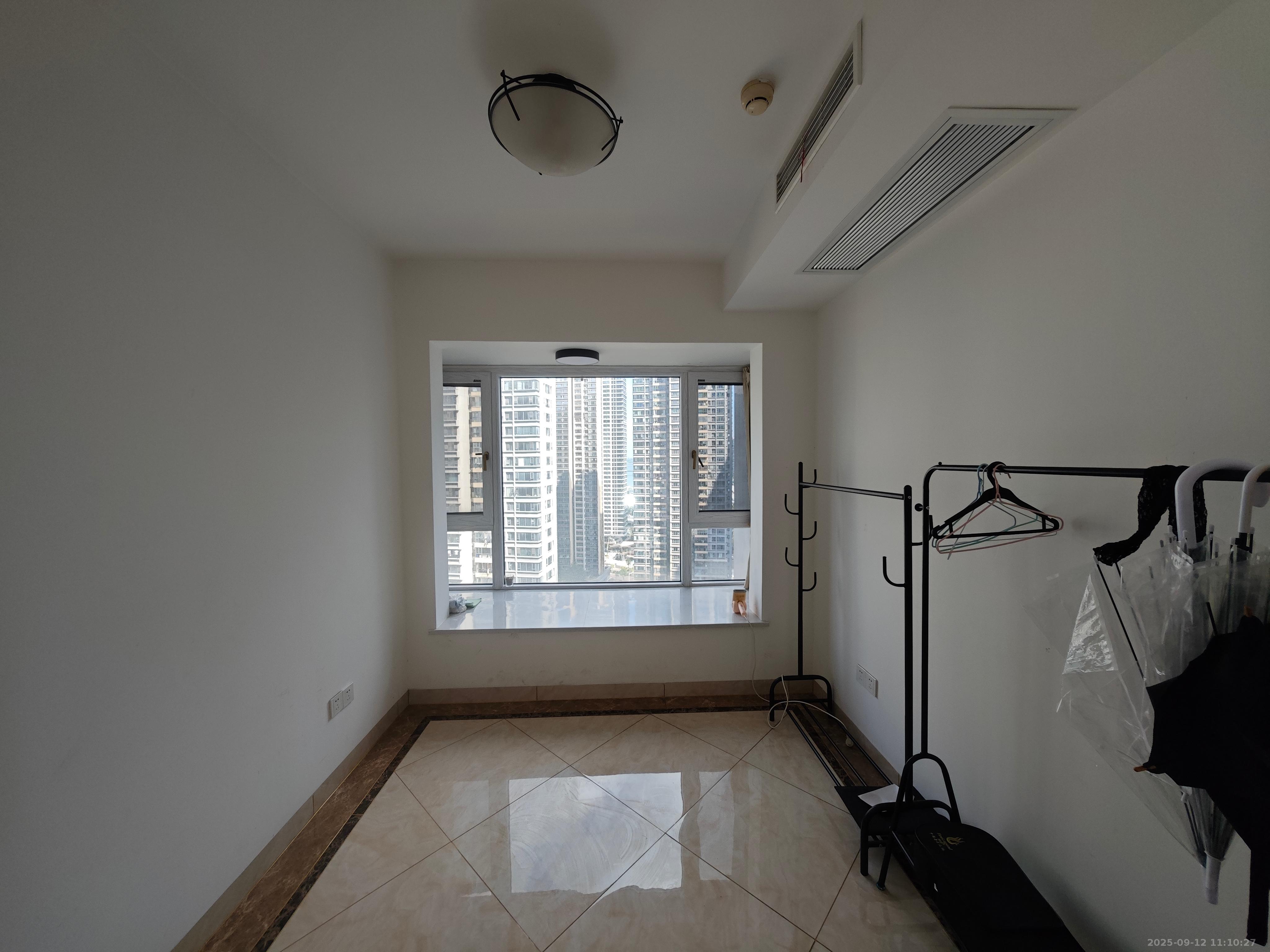 北辰三角洲E3区  4室2厅2卫    5500.0元/月室内图