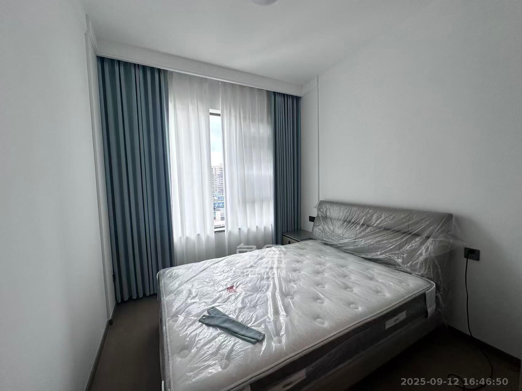 正荣滨江紫阙台 4室2厅3卫 5500.0元/月 正荣滨江紫阙台 4室2厅3卫 5500.0元/月室内图