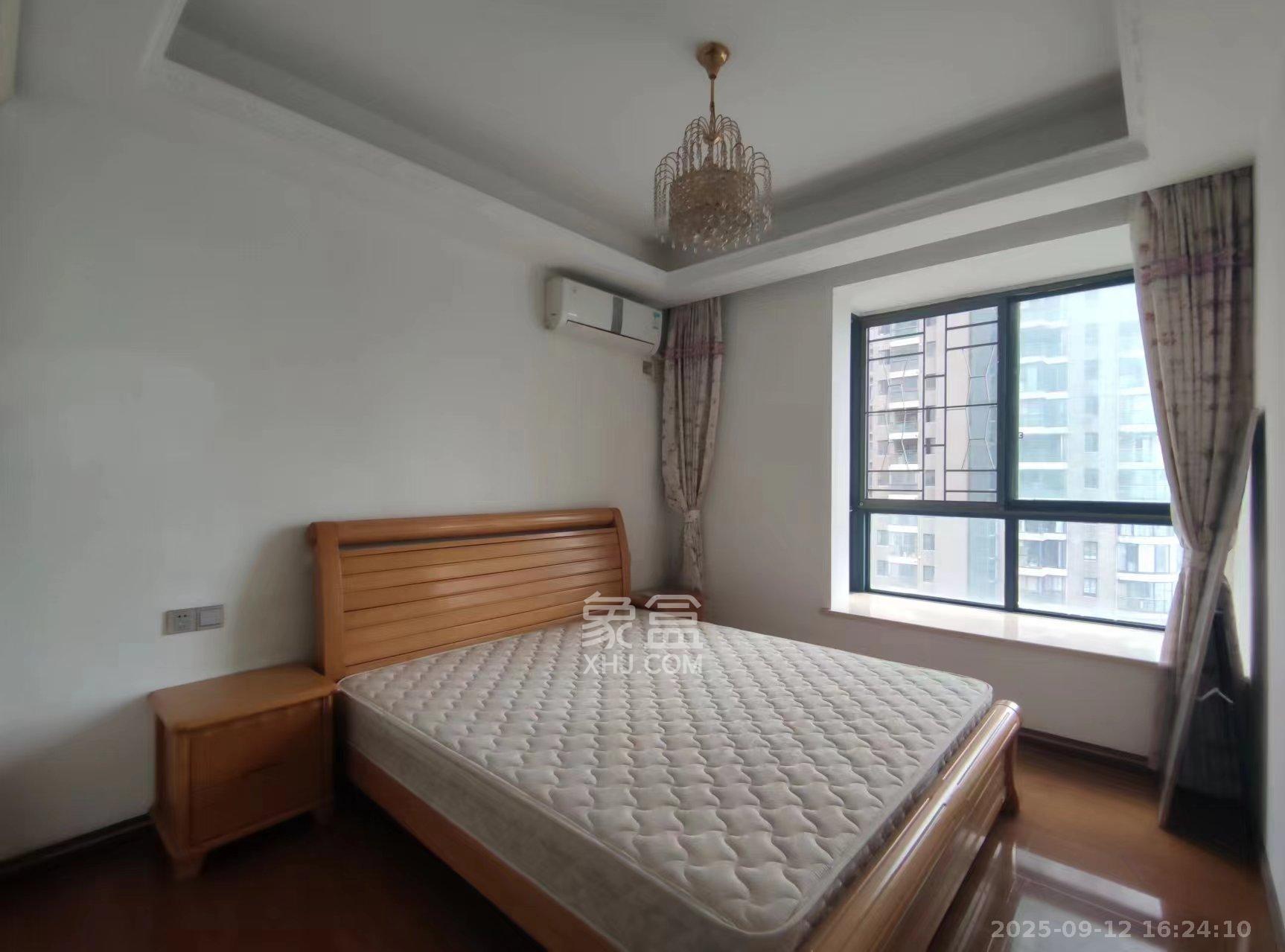 湘江世纪城悦江苑  4室2厅1卫    3500.0元/月室内图