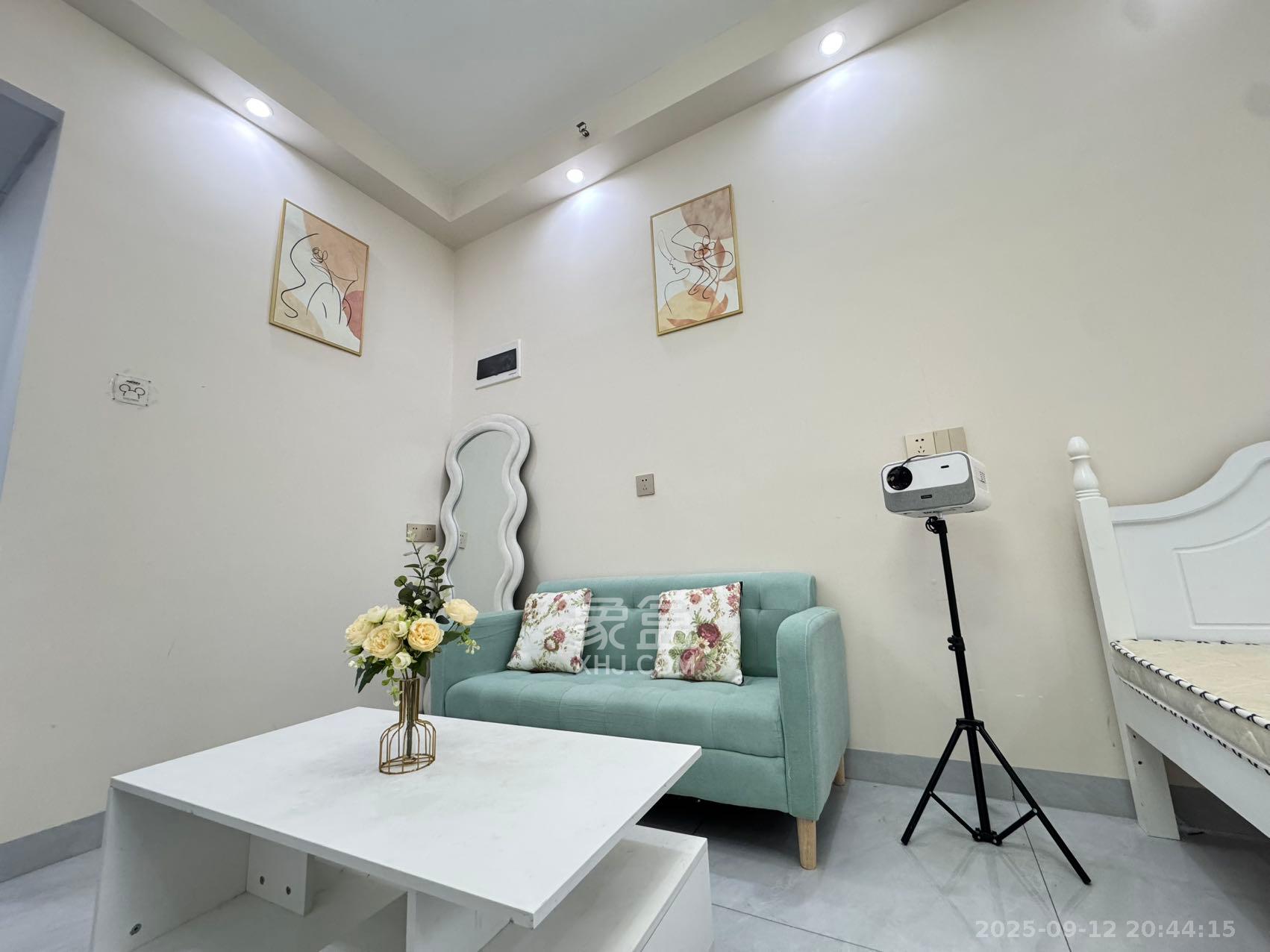 五江天街天寓  1室1厅1卫    1500.0元/月室内图