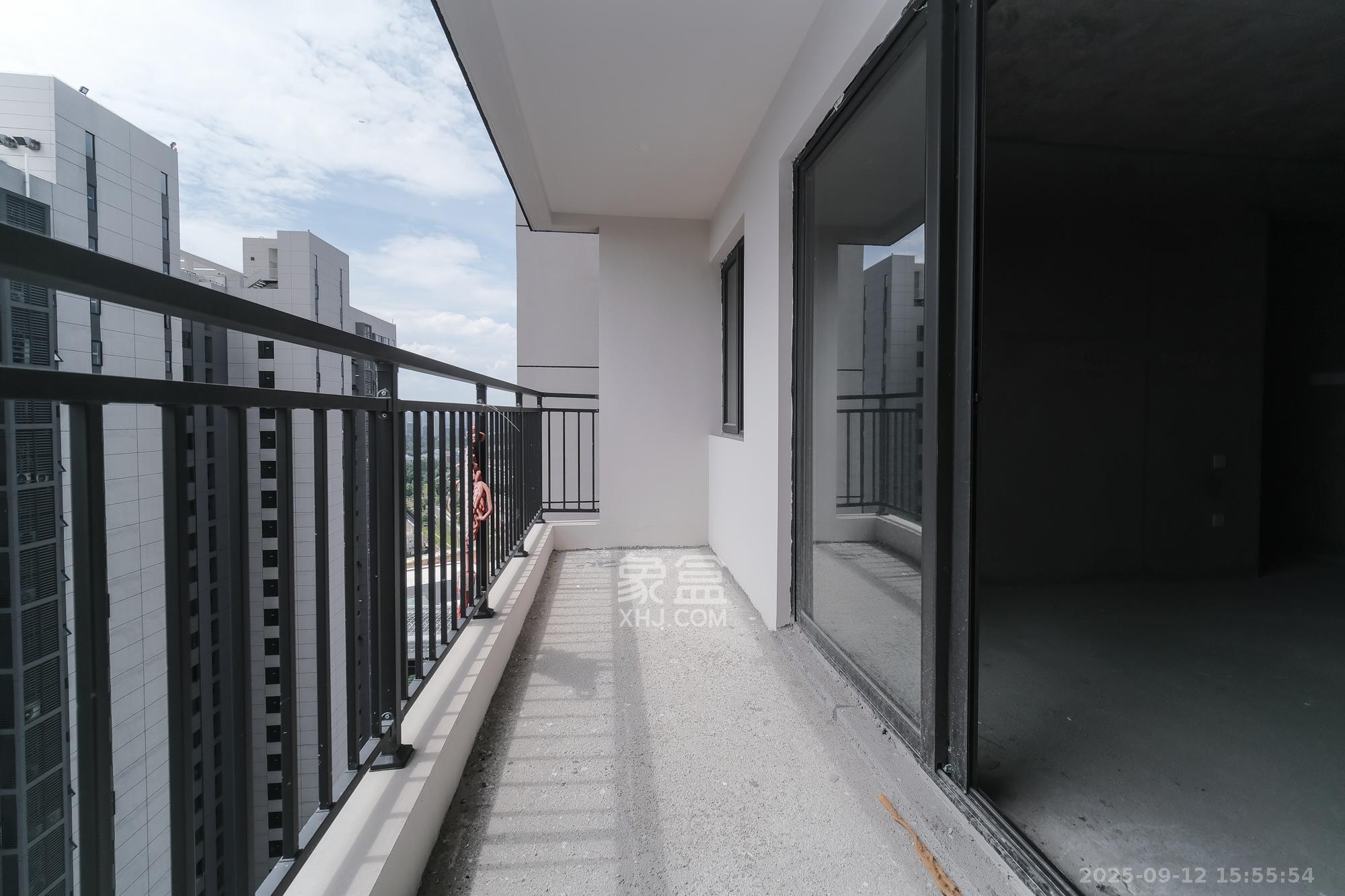 和顺府  4室2厅1卫    110.0万 和顺府  4室2厅1卫    110.0万阳台