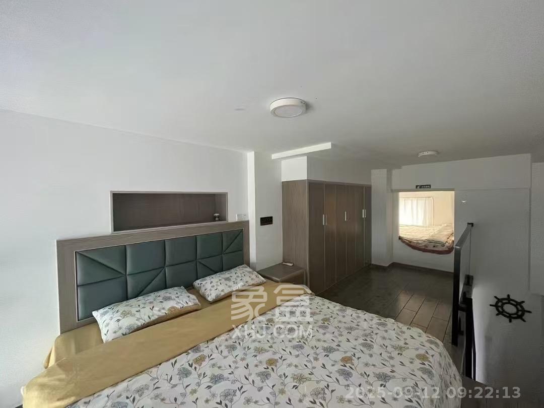 弘坤云寓  1室0厅0卫    2200.0元/月室内图