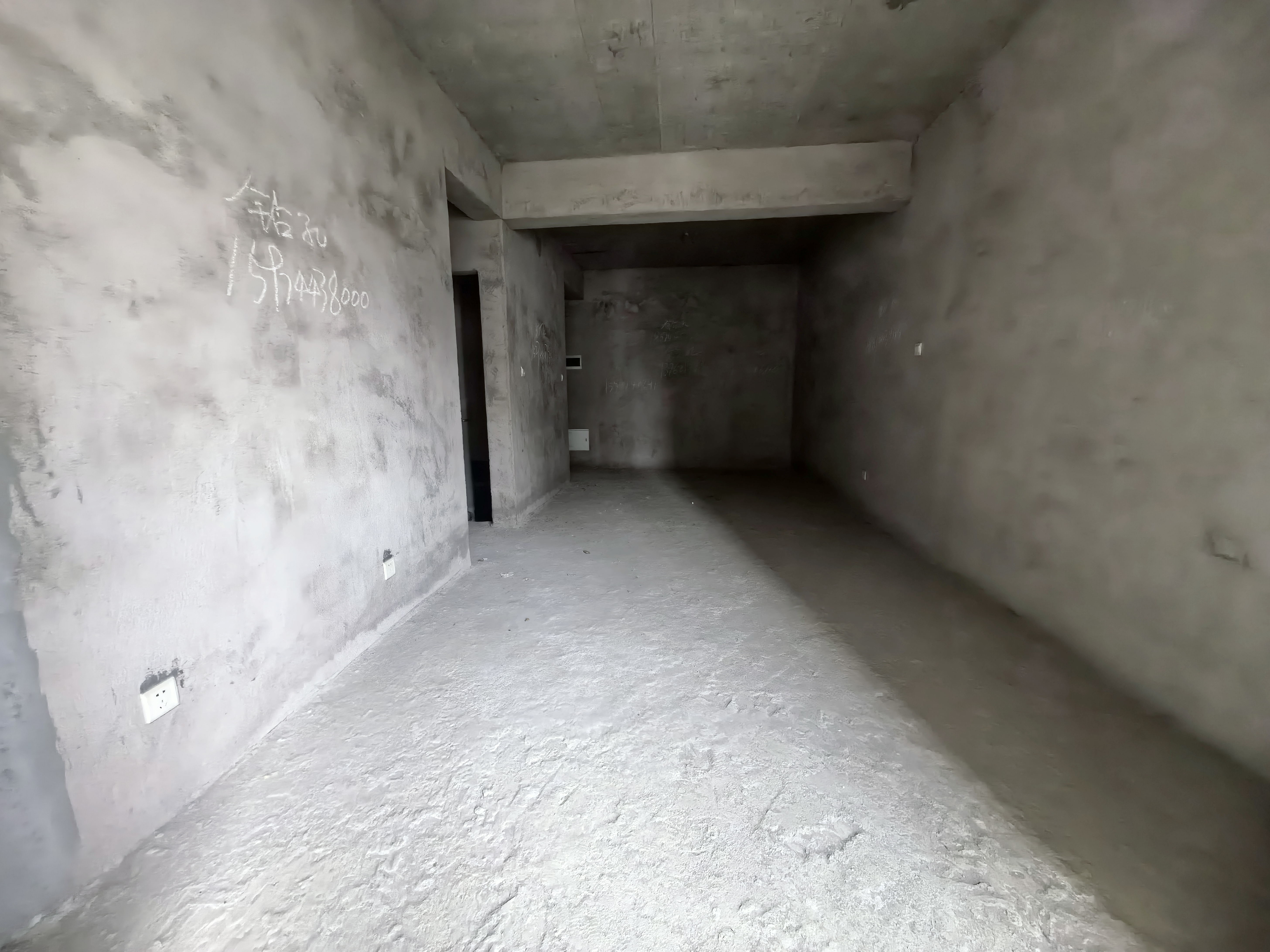 栗源小区 1室1厅1卫 21.5万 栗源小区 1室1厅1卫 21.5万客厅