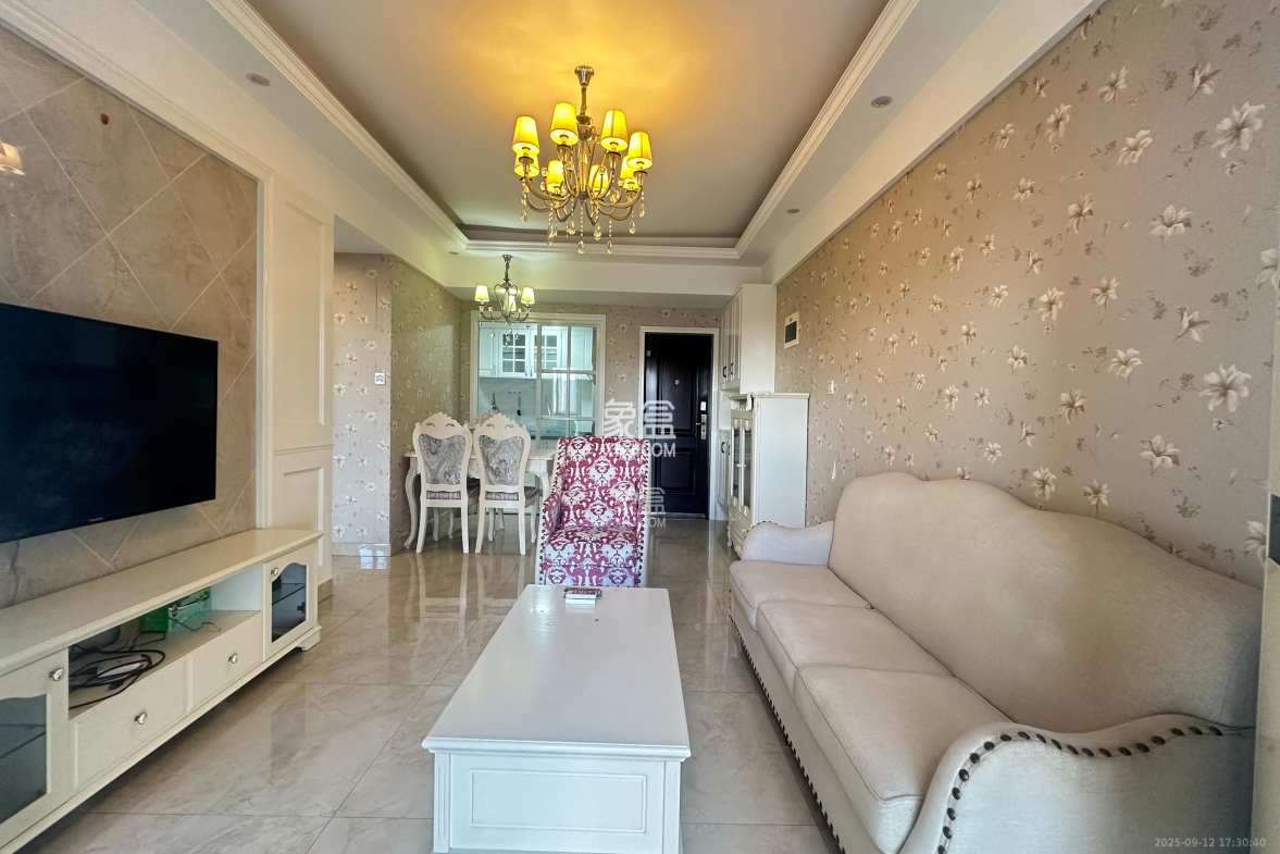 COCO蜜城 3室2厅1卫 2500.0元/月 COCO蜜城 3室2厅1卫 2500.0元/月室内图