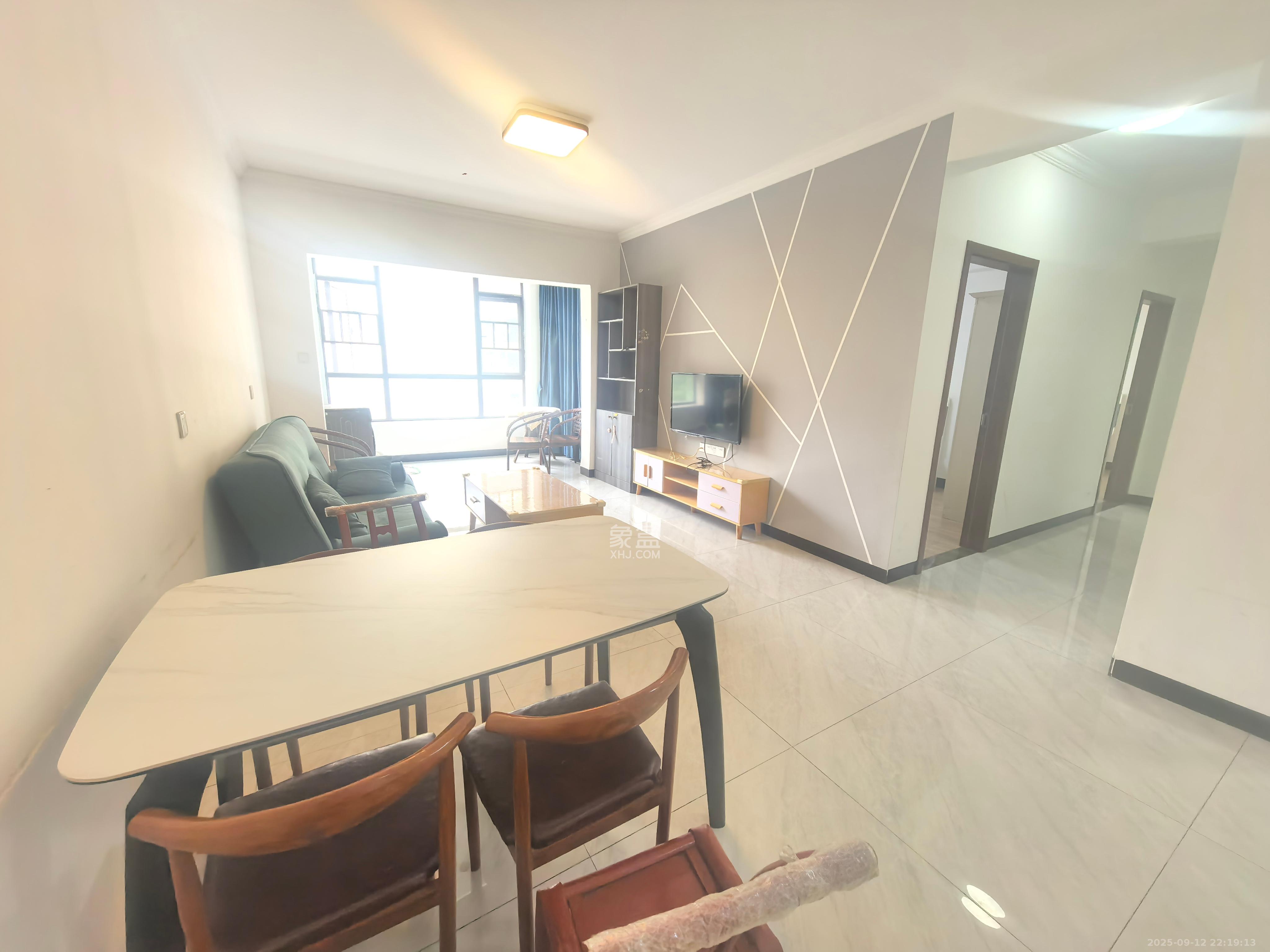 中梁星都荟  3室2厅1卫    2000.0元/月 中梁星都荟  3室2厅1卫    2000.0元/月室内图