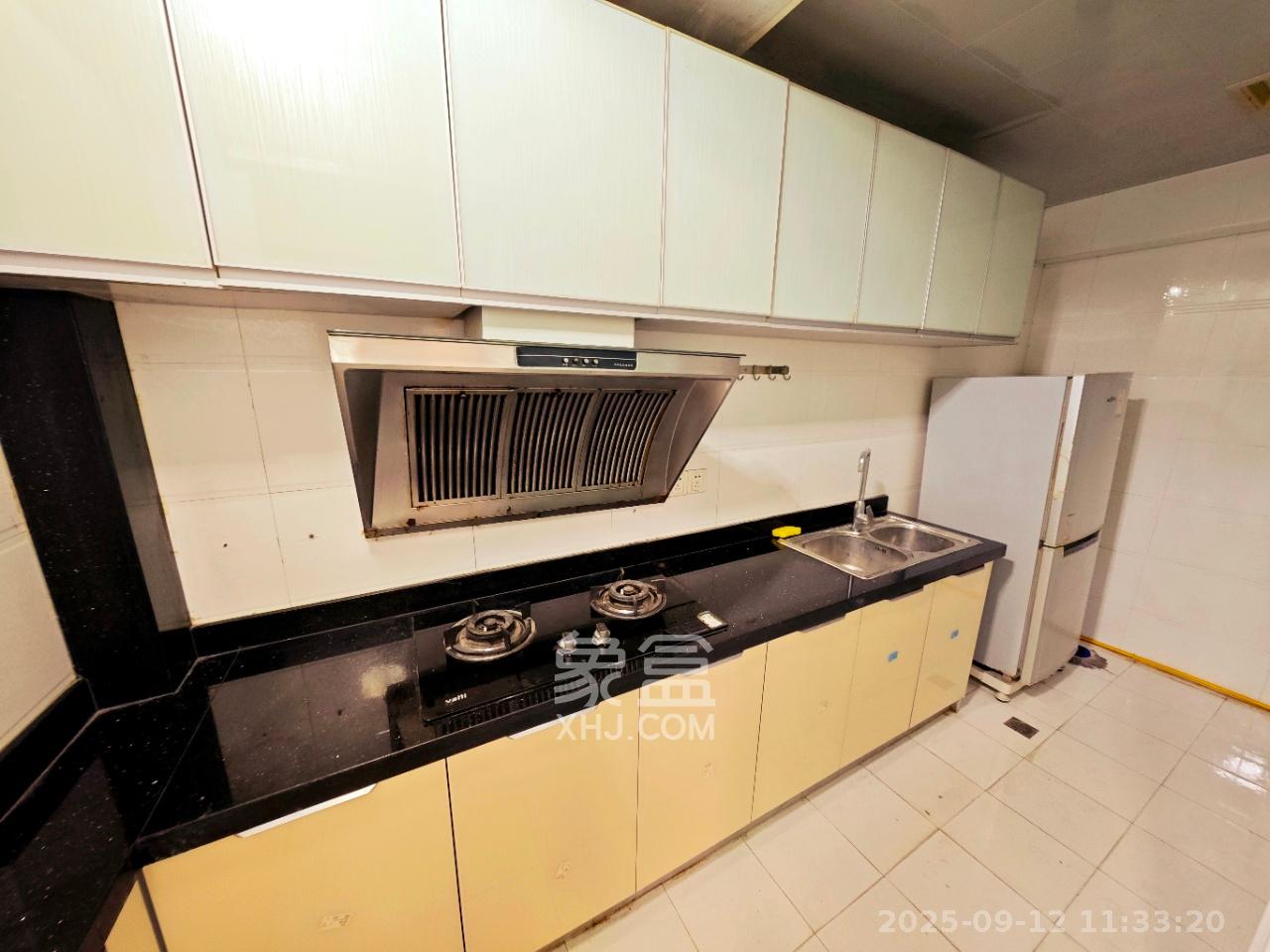 亚商国际 2室1厅1卫 1600.0元/月 亚商国际 2室1厅1卫 1600.0元/月室内图