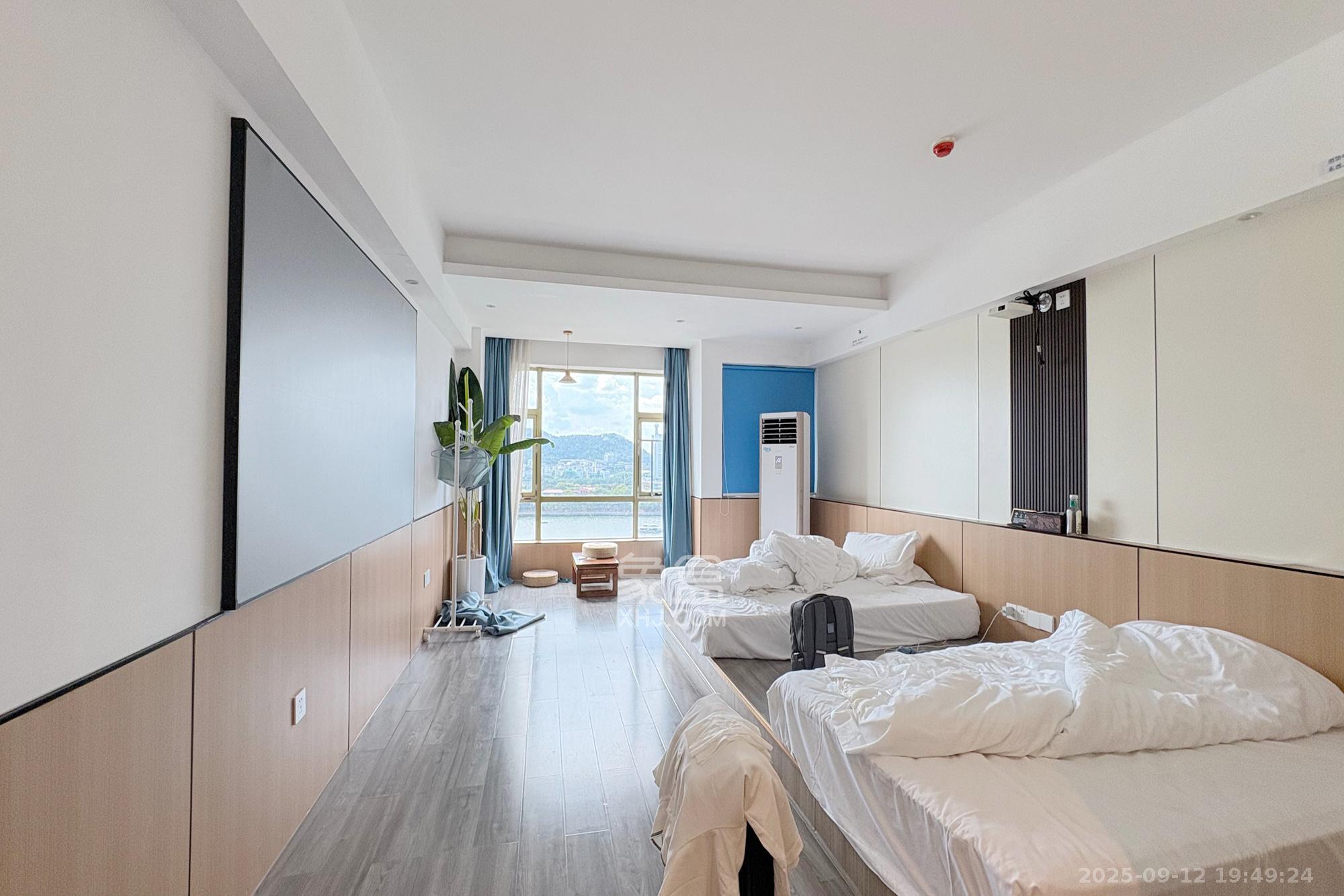 江岸丽都(江与城)  1室1厅1卫    82.8万 江岸丽都(江与城)  1室1厅1卫    82.8万