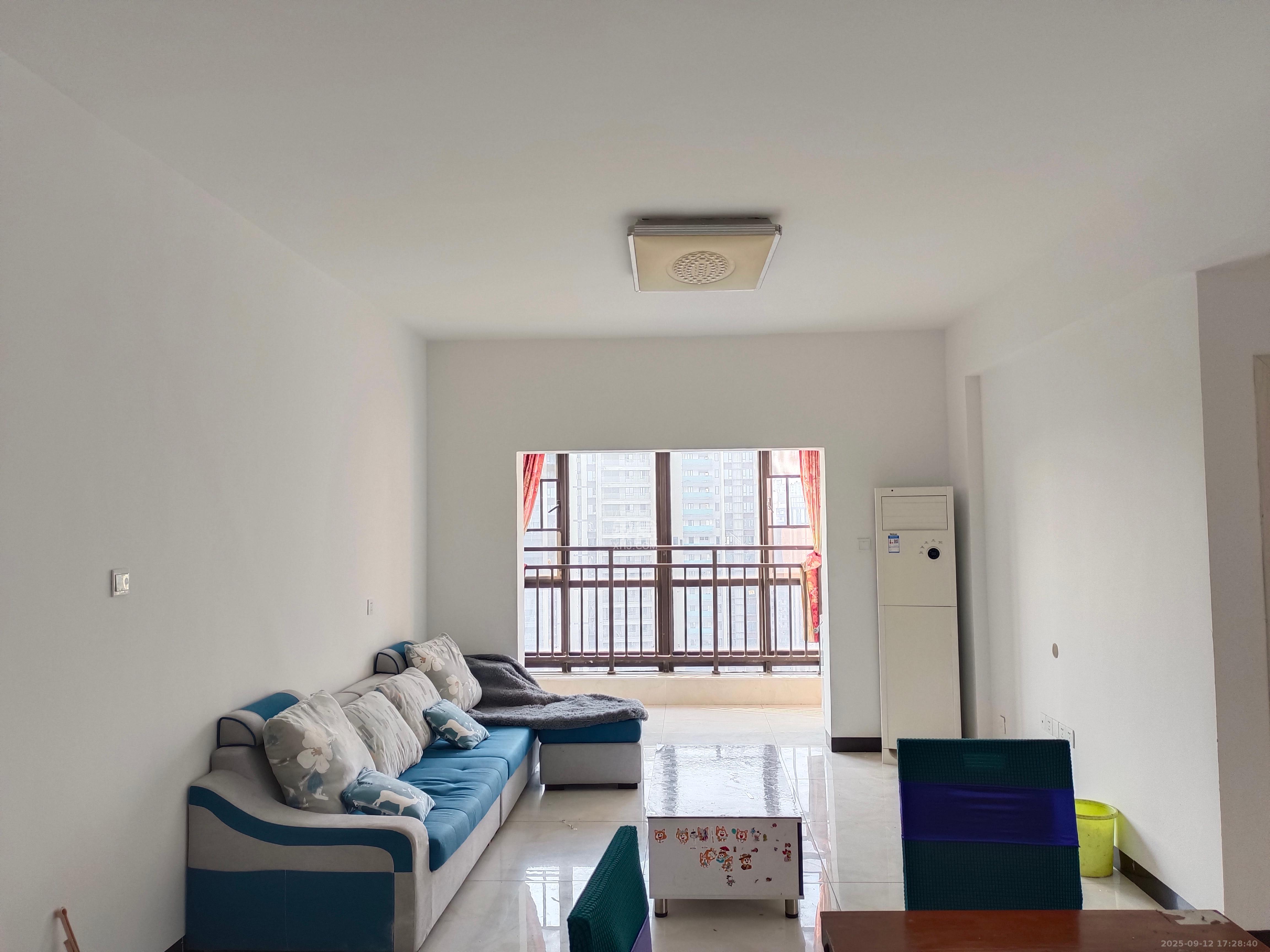 长燃新奥佳园  2室2厅1卫    1750.0元/月 长燃新奥佳园  2室2厅1卫    1750.0元/月