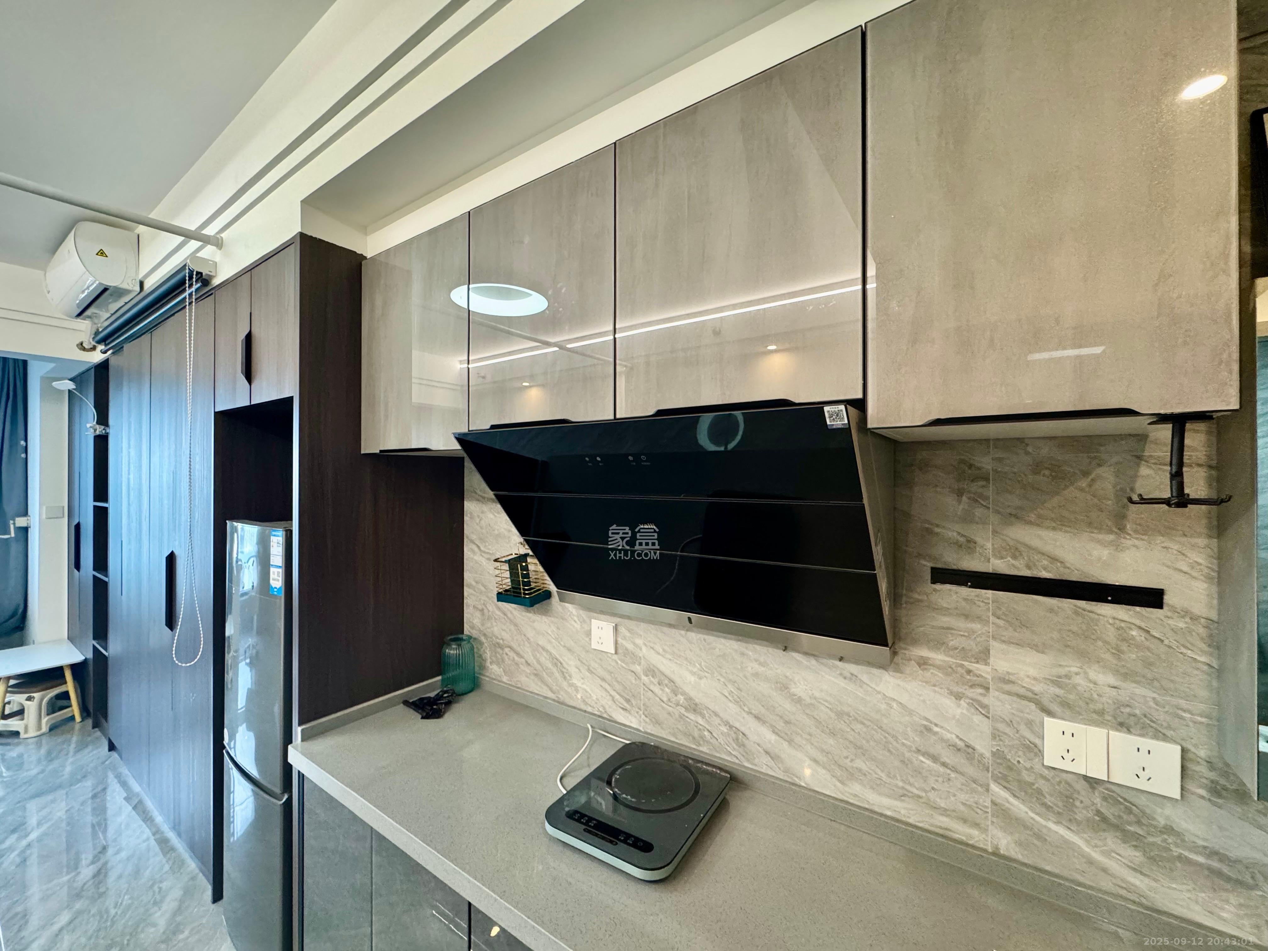 金地铂悦  1室0厅0卫    1100.0元/月室内图