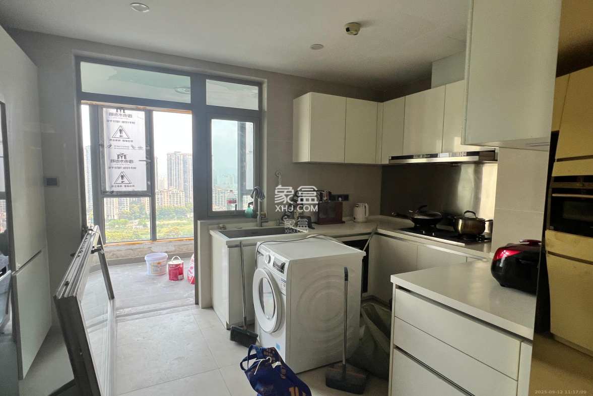 梅溪湖金茂府(金茂广场)(金茂览秀城) 5室2厅4卫 19000.0元/月 梅溪湖金茂府(金茂广场)(金茂览秀城) 5室2厅4卫 19000.0元/月室内图