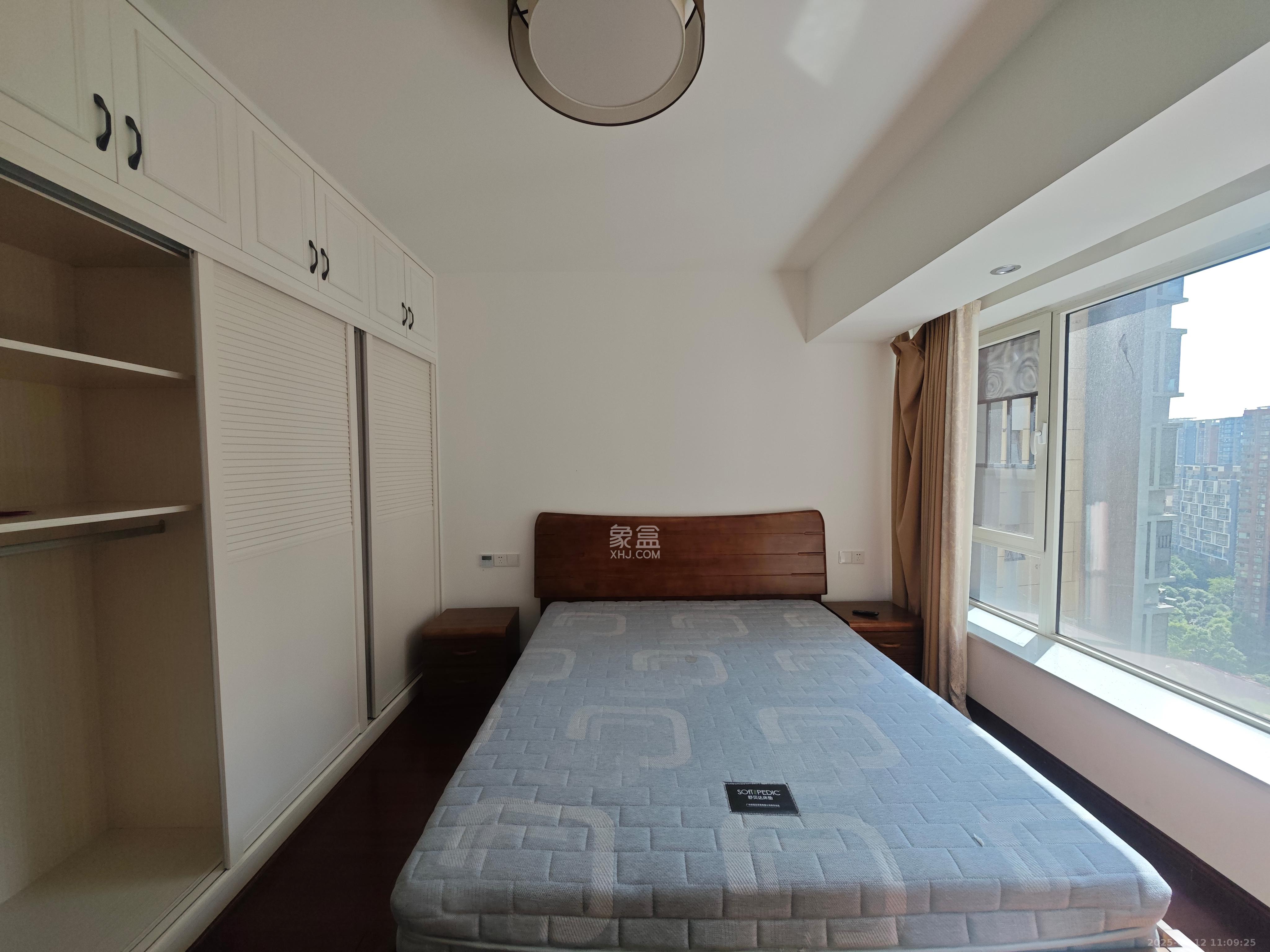 北辰三角洲E3区  4室2厅2卫    5500.0元/月室内图