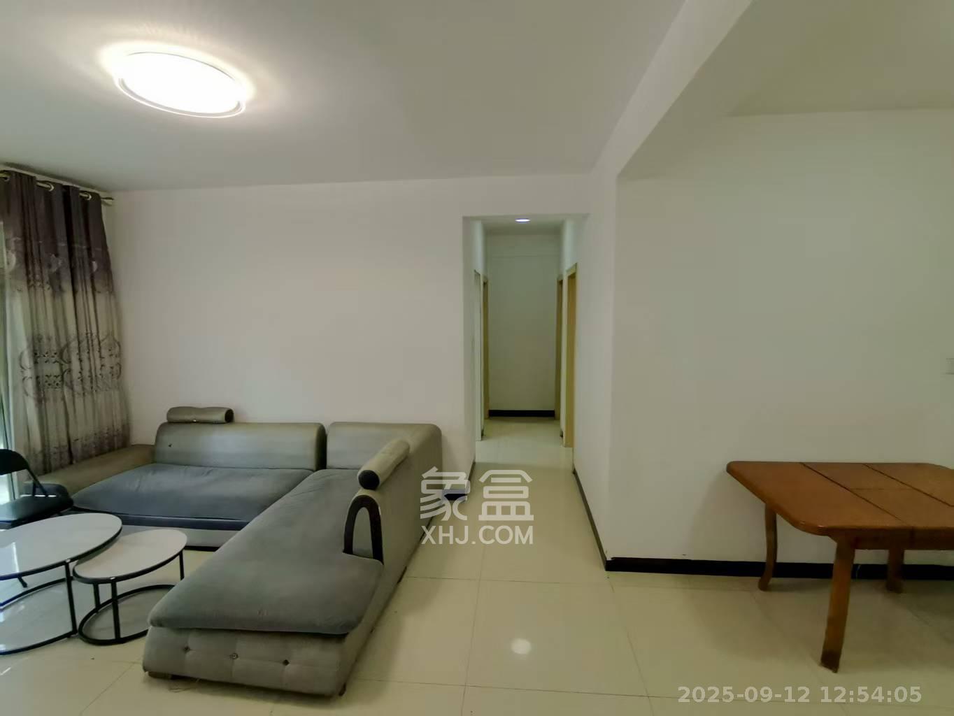 筑梦佳园 4室2厅1卫 1800.0元/月 筑梦佳园 4室2厅1卫 1800.0元/月室内图