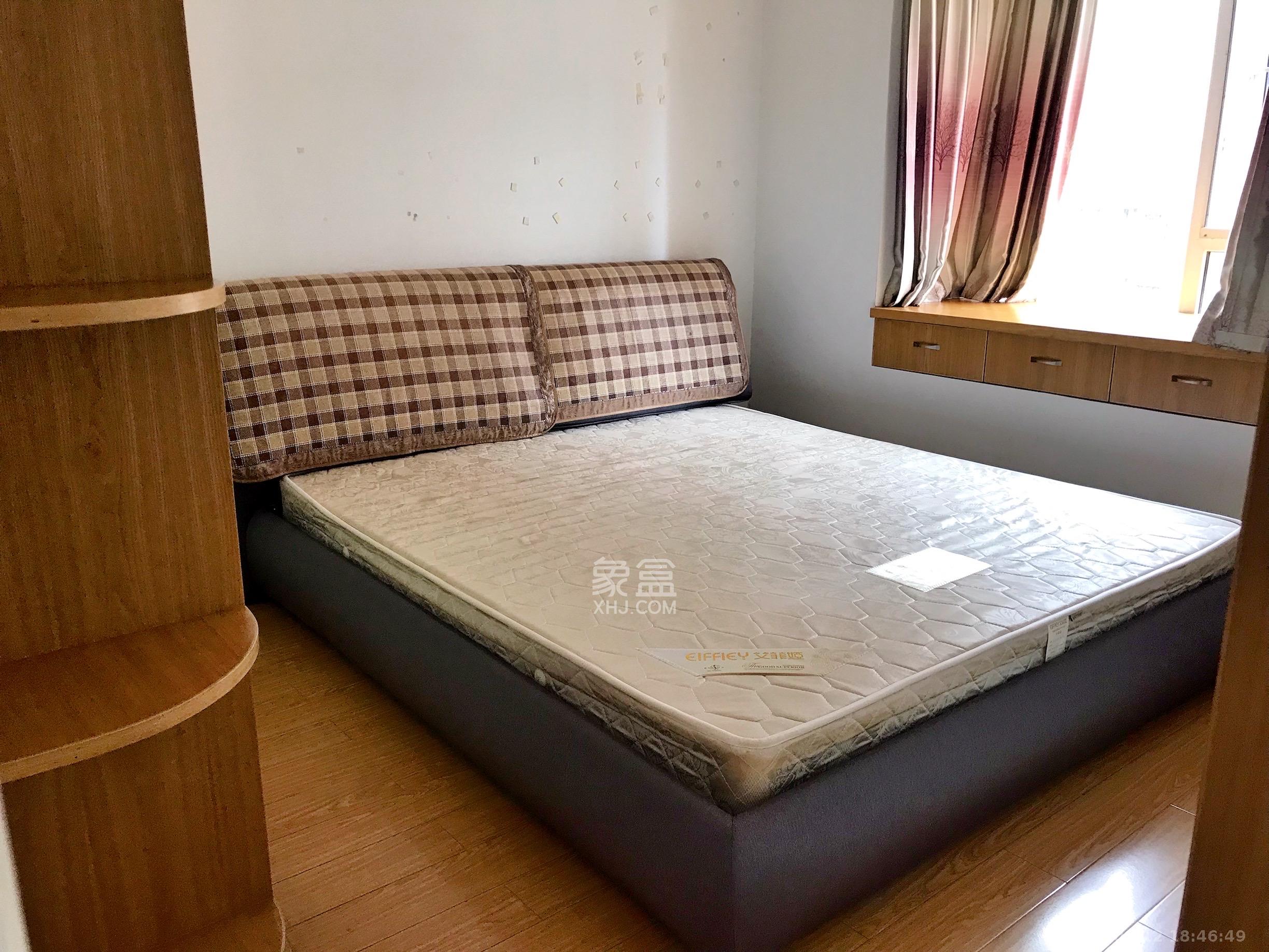 联美品格  2室1厅1卫    1800.0元/月室内图