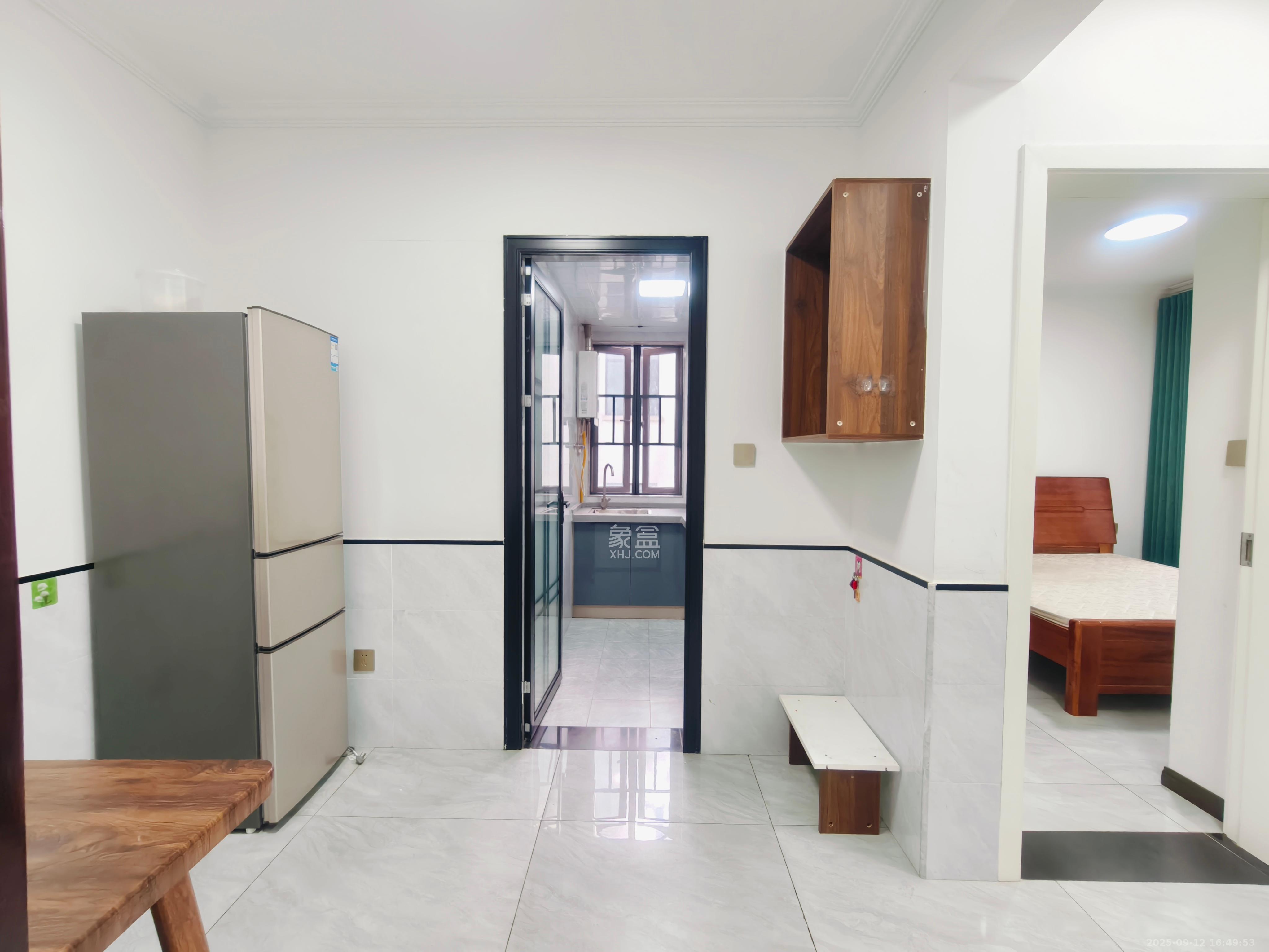 华远海蓝郡 2室1厅1卫 1600.0元/月 华远海蓝郡 2室1厅1卫 1600.0元/月室内图