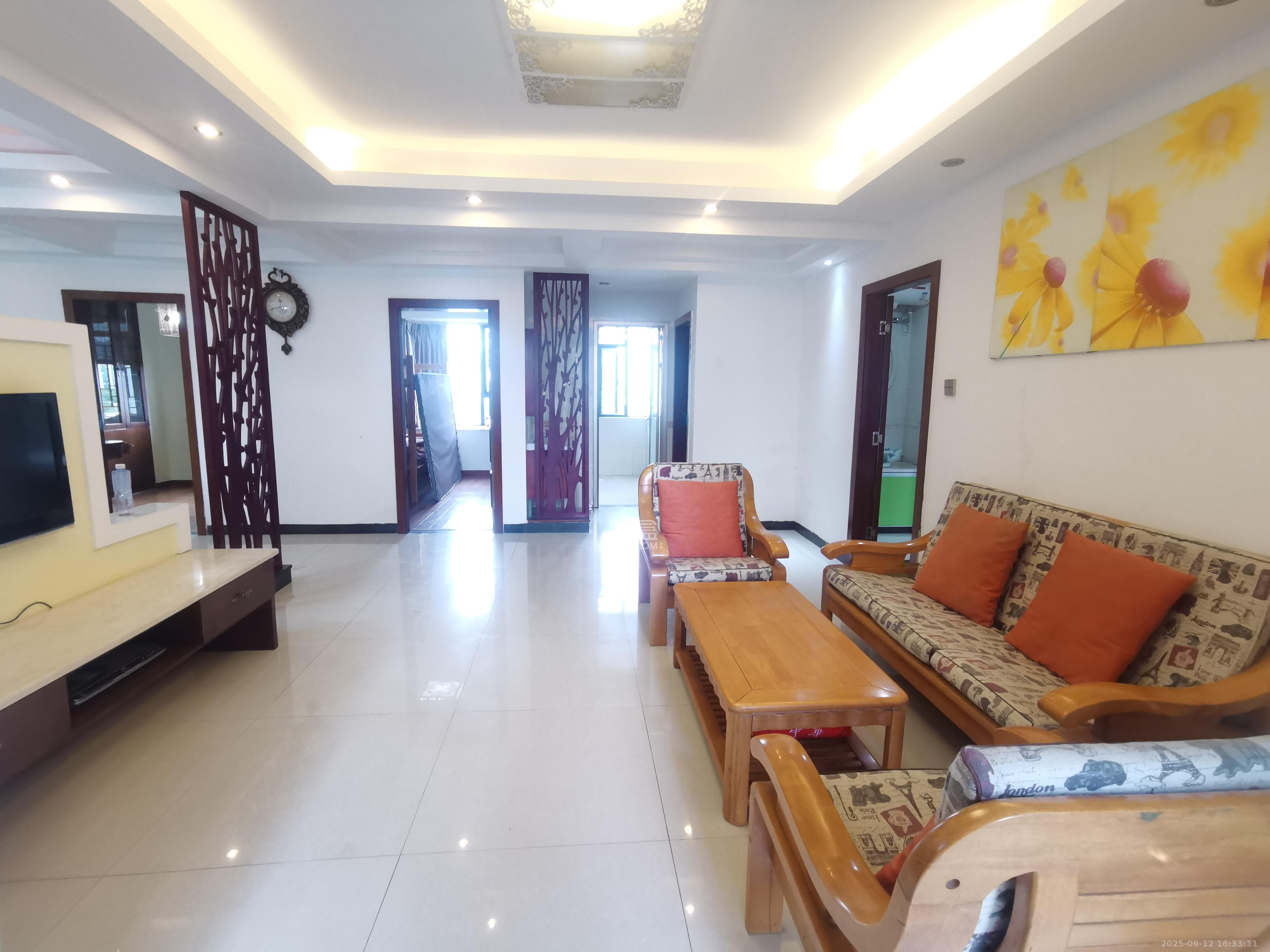 西城龙庭 4室2厅2卫 3000.0元/月 西城龙庭 4室2厅2卫 3000.0元/月室内图