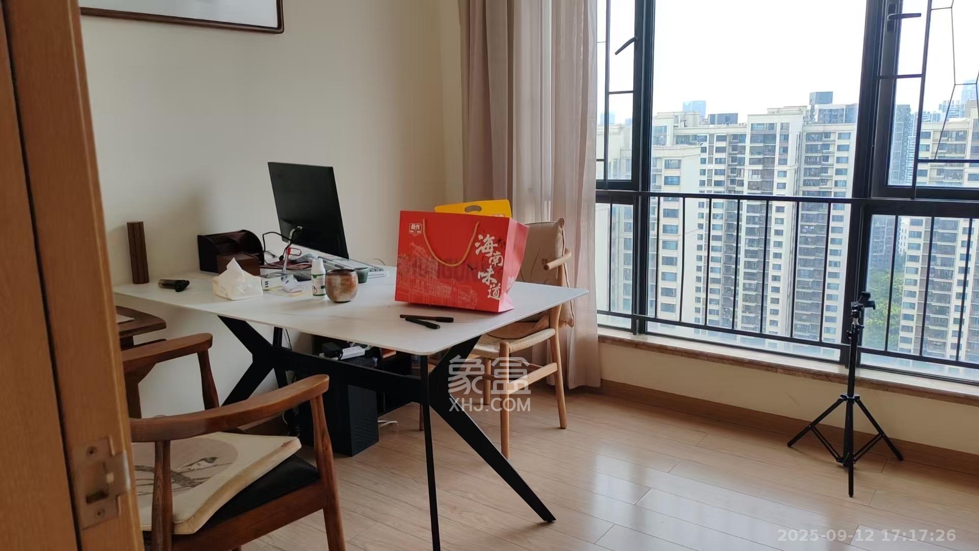 佳兆业时代广场 3室2厅1卫 3000.0元/月 佳兆业时代广场 3室2厅1卫 3000.0元/月室内图