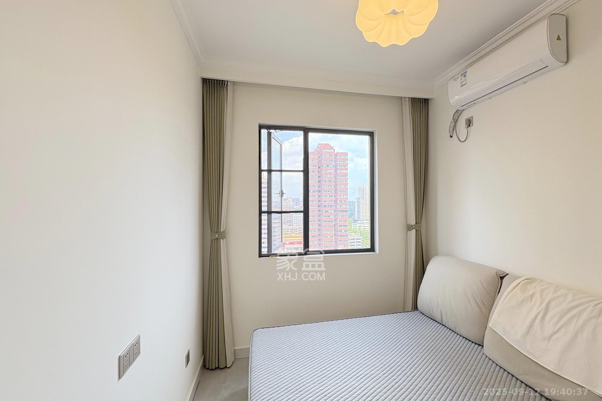 韭菜园嘉苑  3室1厅2卫    155.0万 韭菜园嘉苑  3室1厅2卫    155.0万卧室