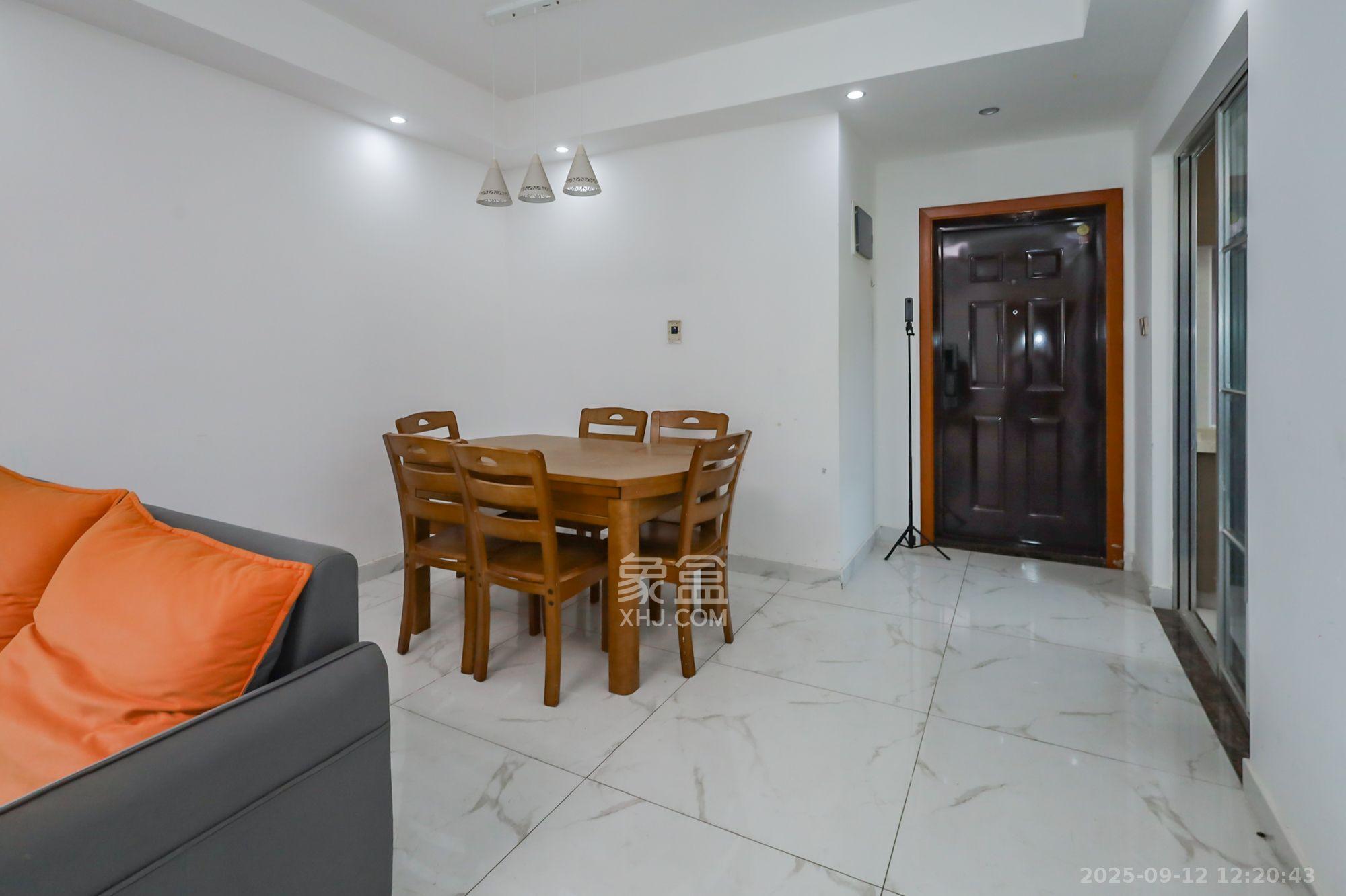 保利西海岸B区 3室2厅1卫 3400.0元/月 保利西海岸B区 3室2厅1卫 3400.0元/月室内图