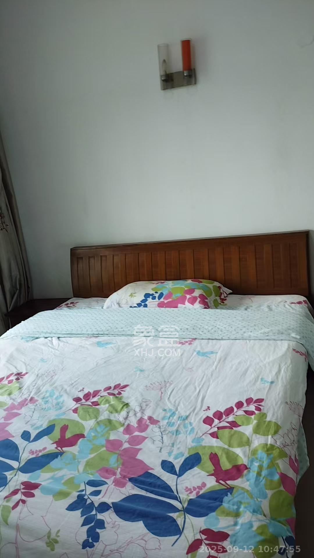 中南汽车世界 2室2厅1卫 1000.0元/月 中南汽车世界 2室2厅1卫 1000.0元/月室内图