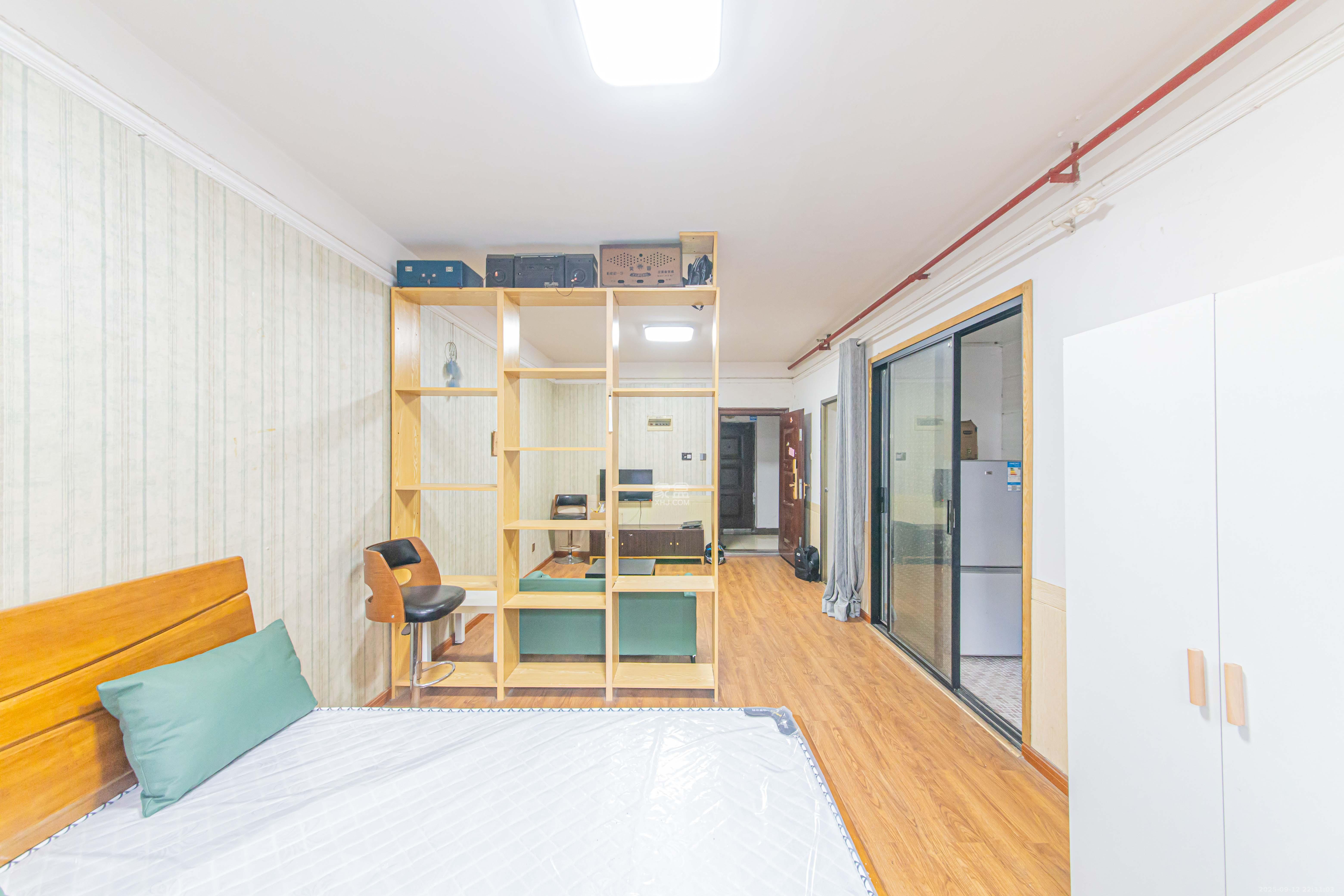 鑫远和城(一、二期) 1室1厅1卫 27.0万 鑫远和城(一、二期) 1室1厅1卫 27.0万客厅