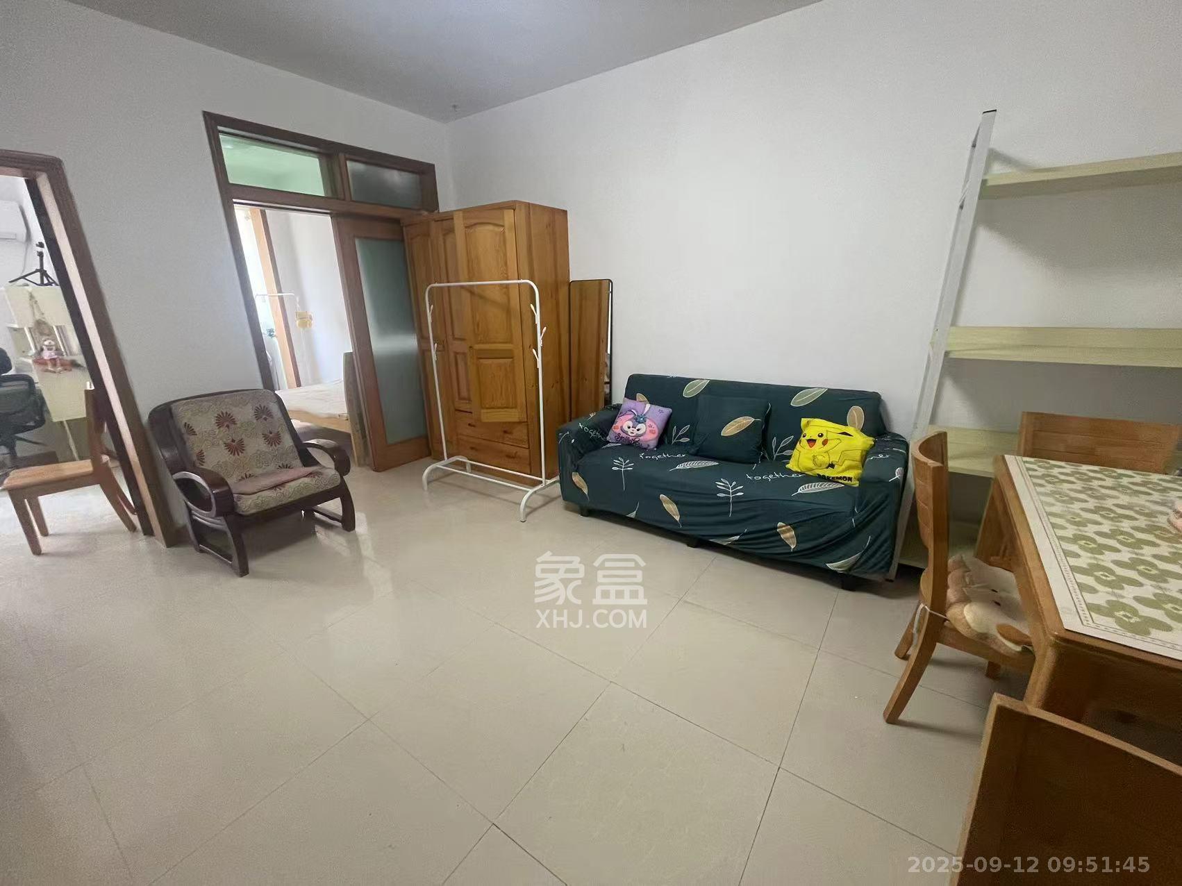 五一华府 2室1厅1卫 2200.0元/月 五一华府 2室1厅1卫 2200.0元/月室内图